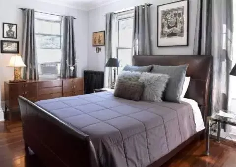 Bed in Gardner Farm Inn Bed in Gardner Farm Inn