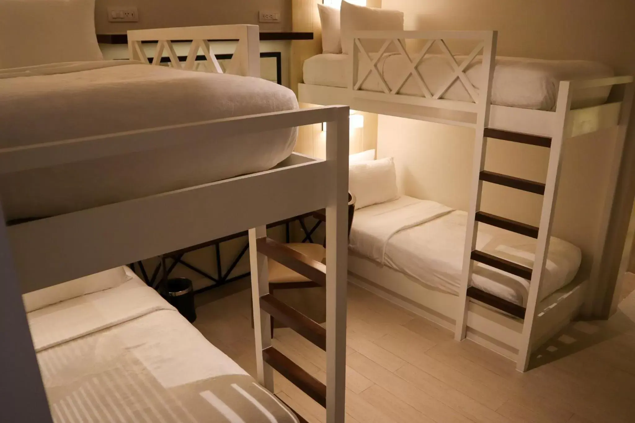 Bedroom, Bunk Bed in Mella Hotel