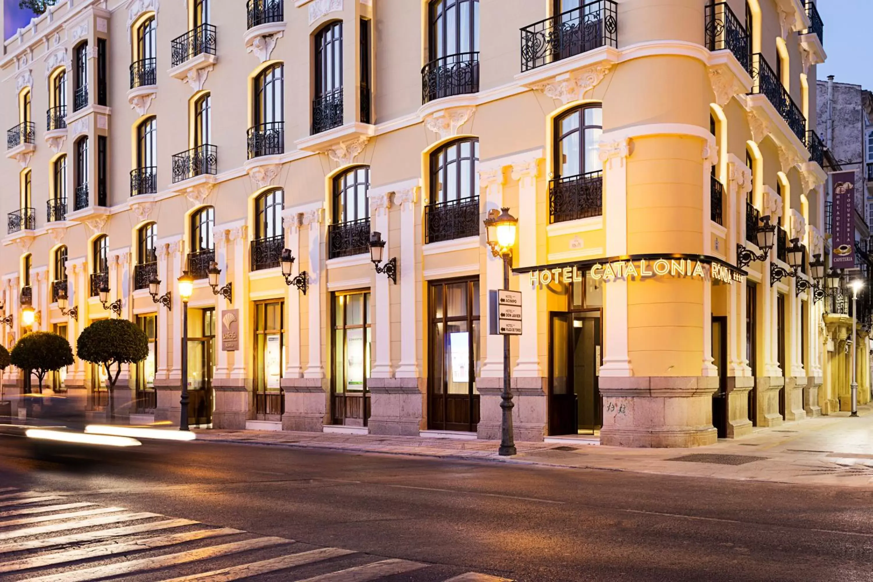 Facade/entrance, Property Building in Catalonia Ronda