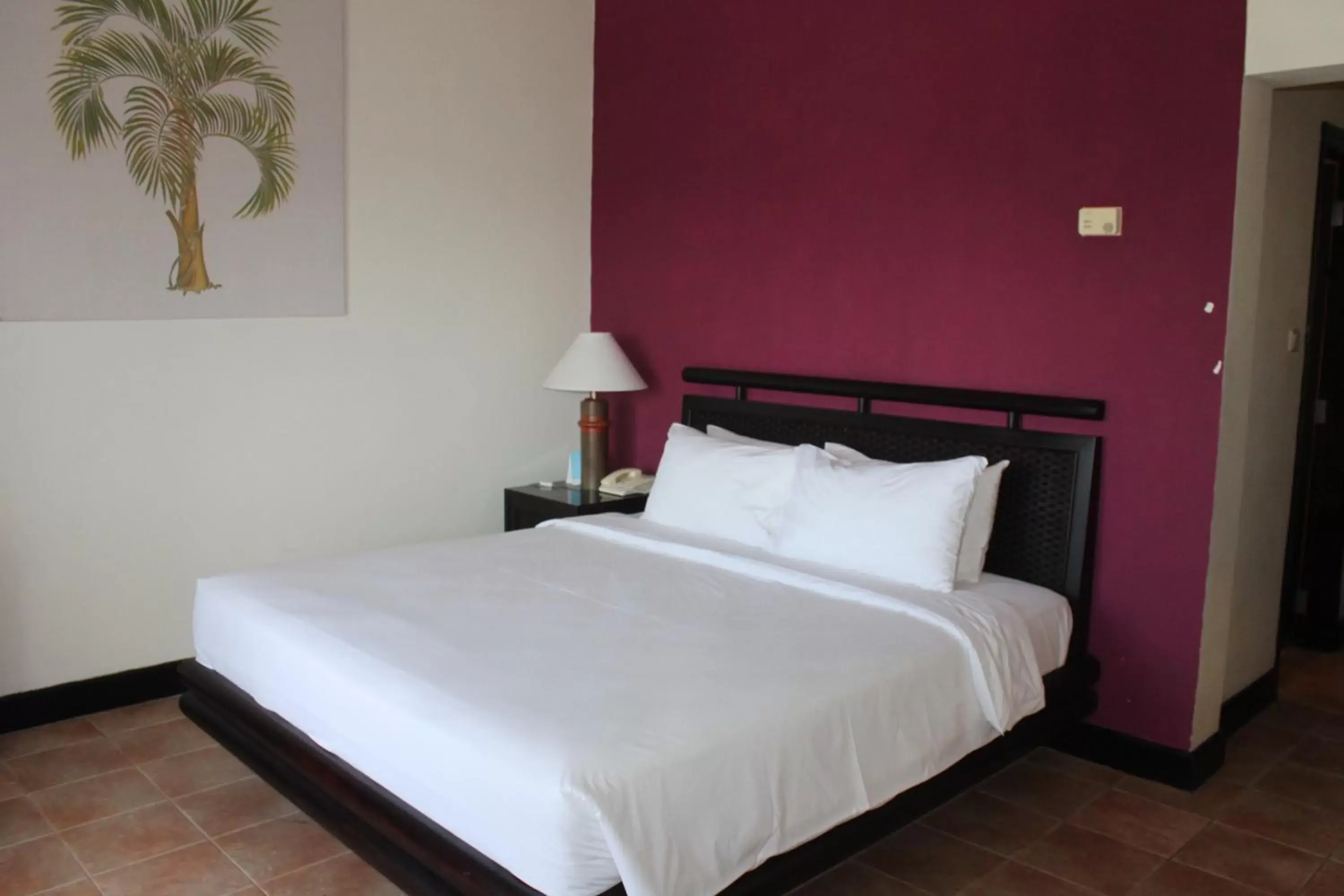 Bedroom, Bed in Mercure Manado Tateli Resort and Convention