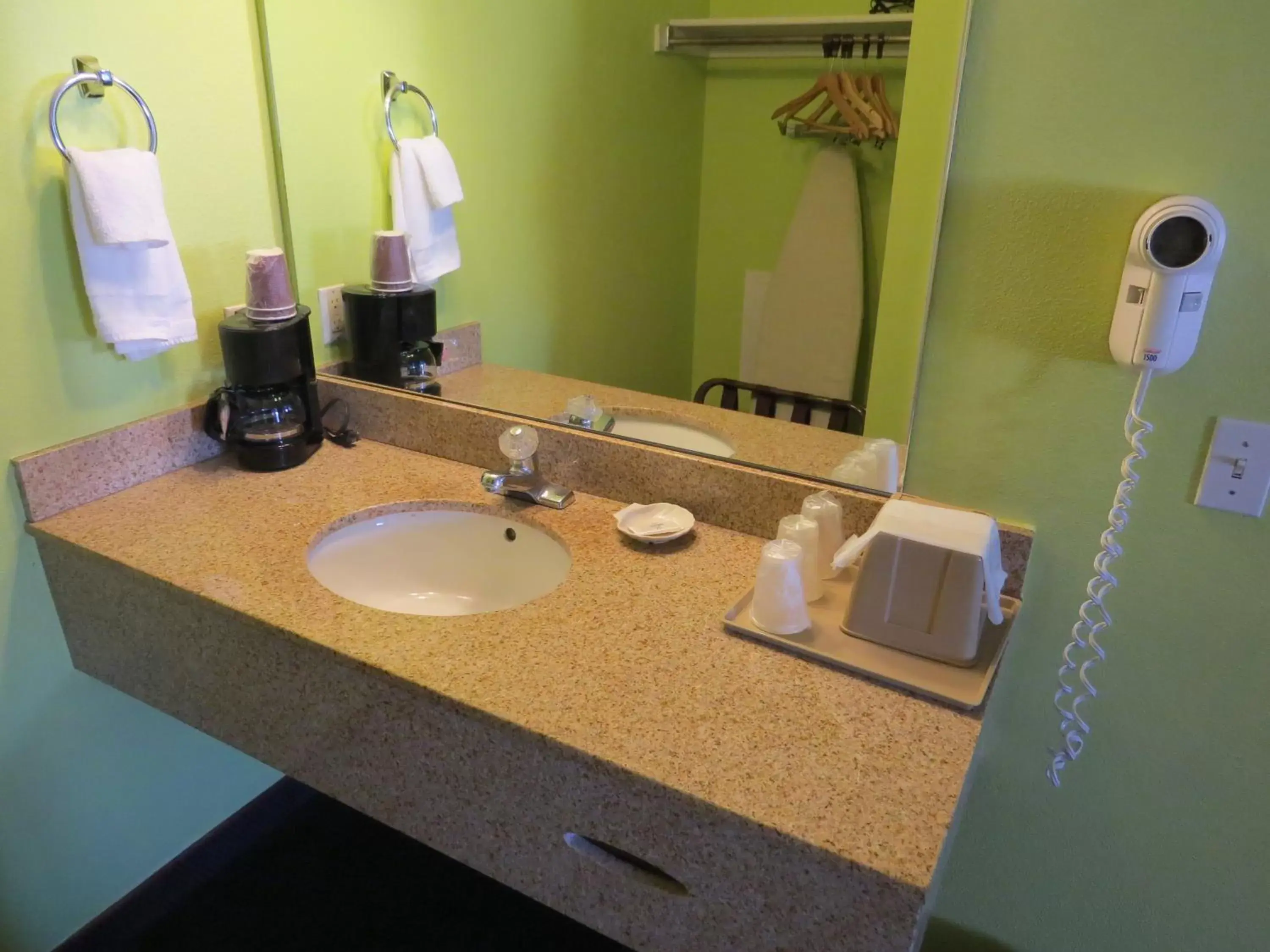 Bathroom in America's Best Inn & Suites Saint George
