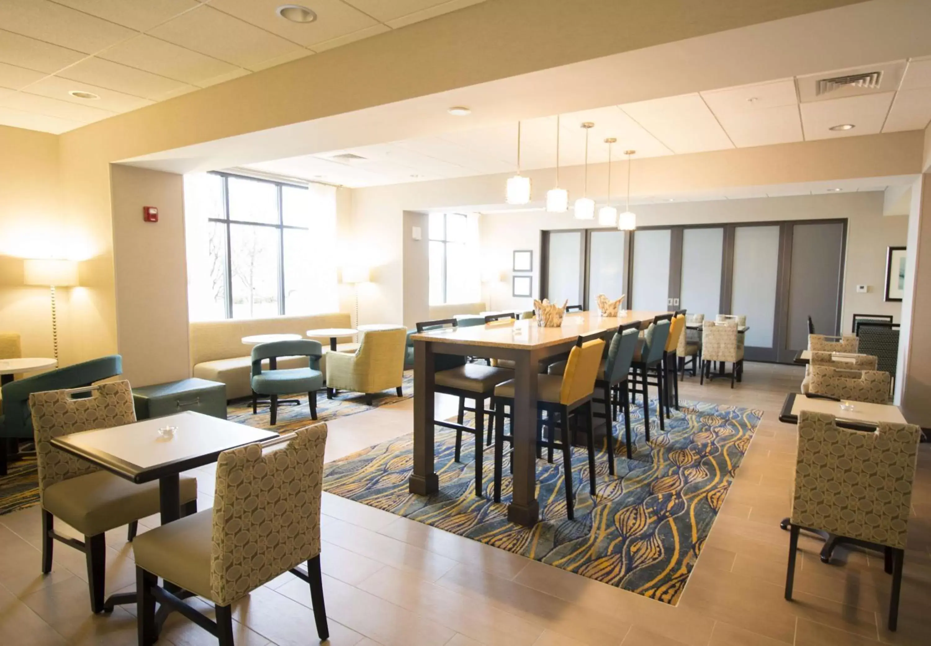 Lobby or reception, Restaurant/Places to Eat in Hampton Inn Decatur, Mt. Zion, IL