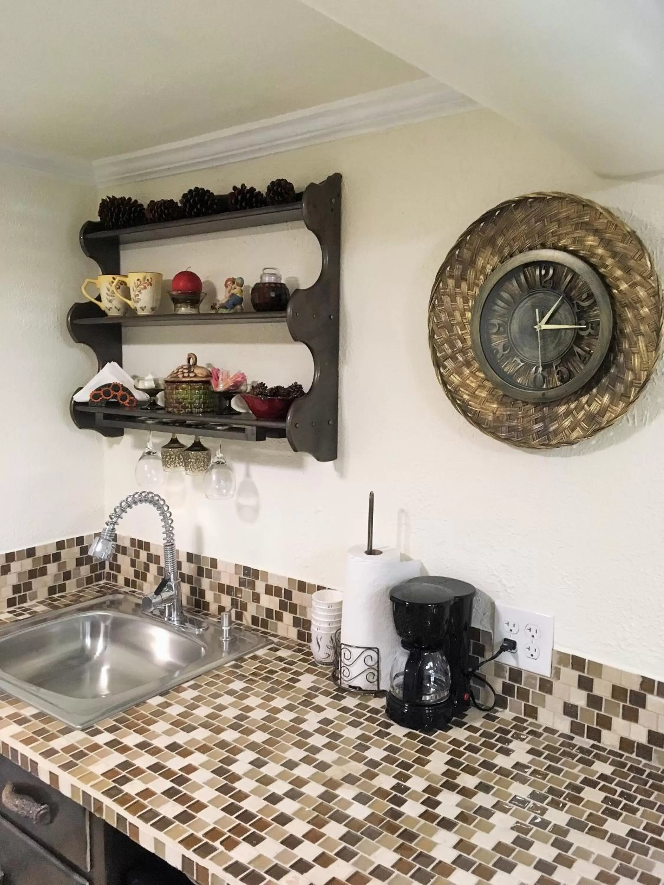 Kitchen or kitchenette in Capri Beach Hotel