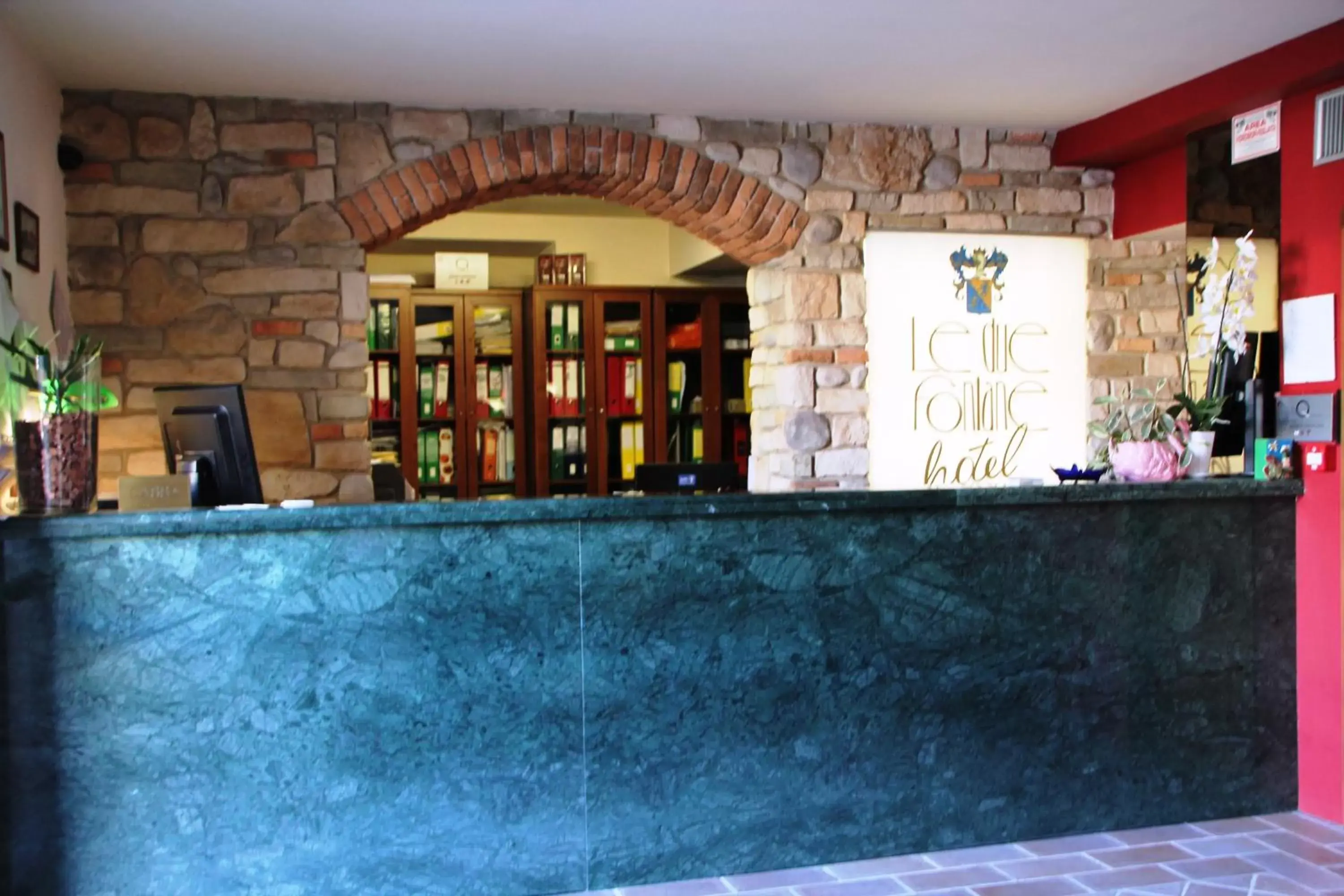 Lobby or reception, Lounge/Bar in Hotel Le Due Fontane