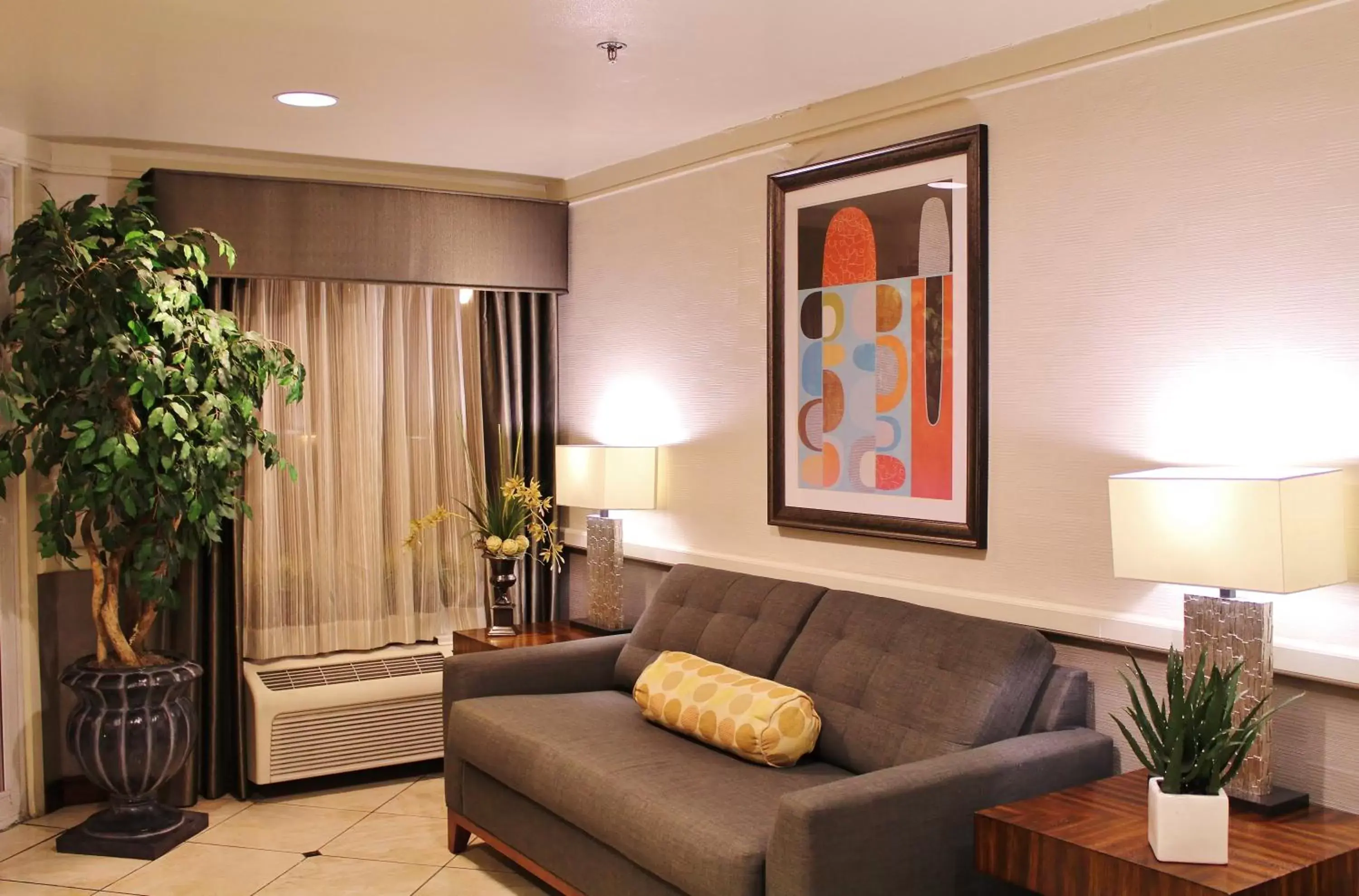 Lobby or reception in Baymont by Wyndham Flagstaff Lobby or reception in Baymont by Wyndham Flagstaff