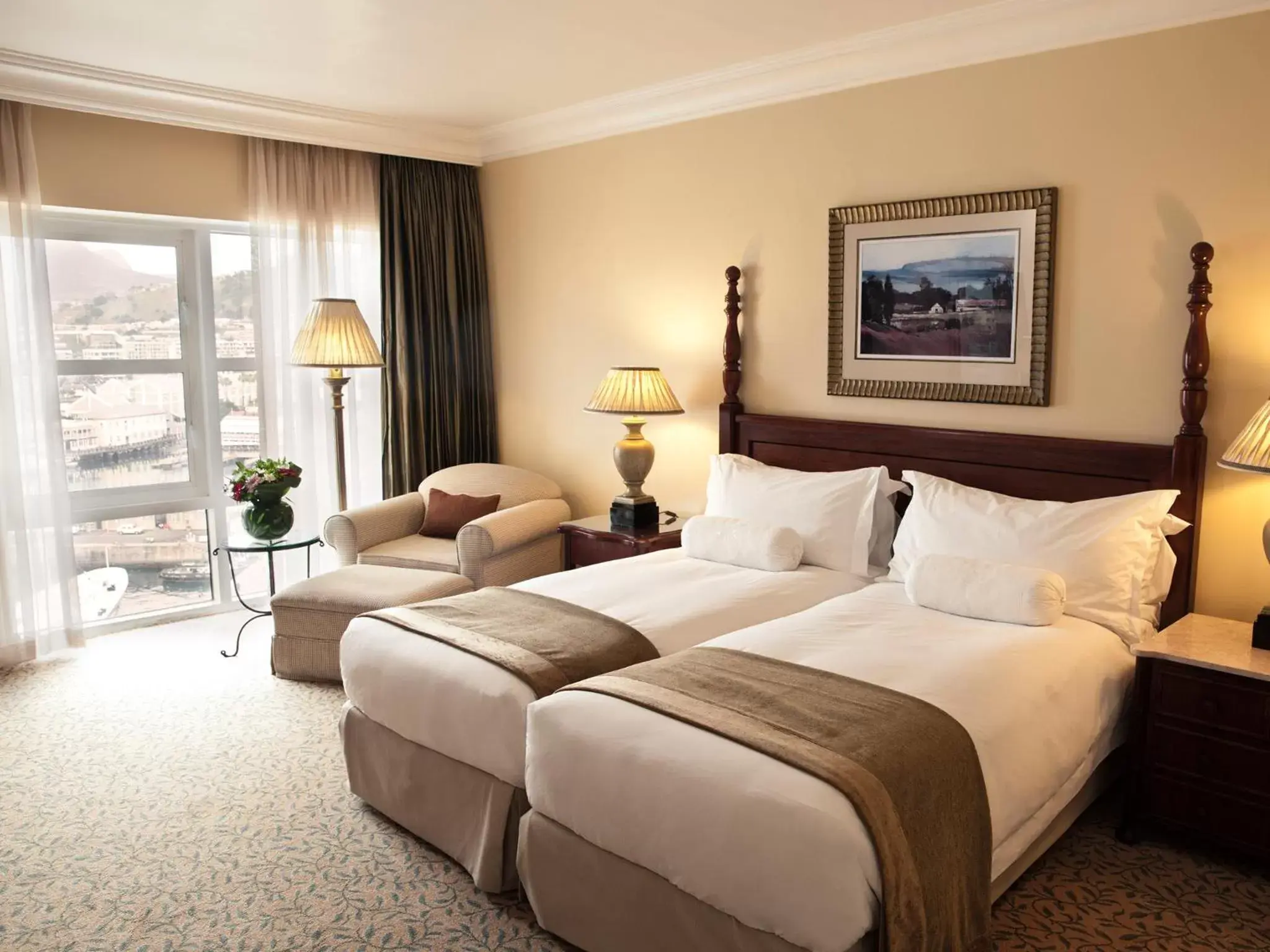 Luxury Twin Mountain Room - single occupancy in The Table Bay Hotel