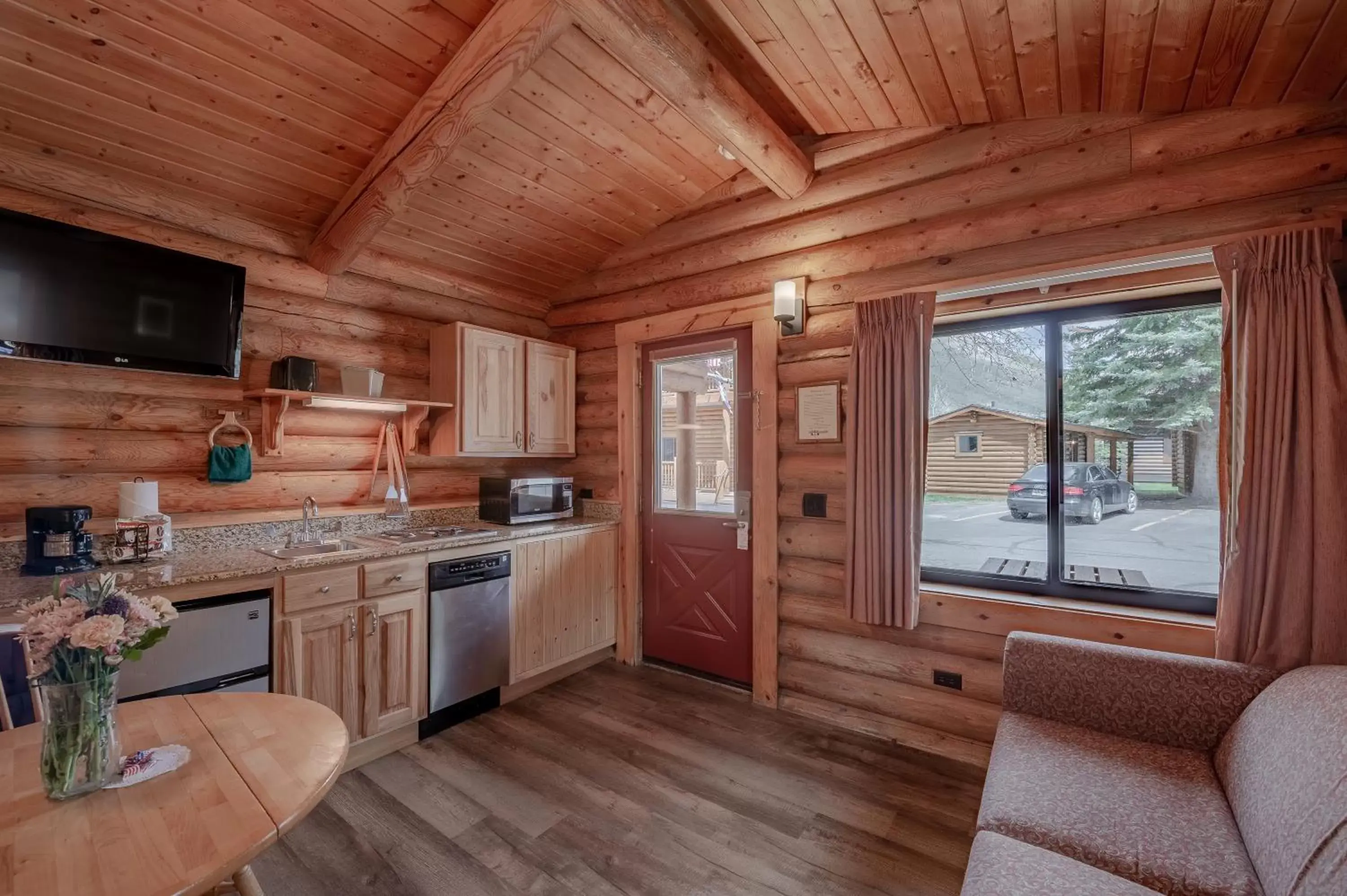 TV and multimedia, Kitchen/Kitchenette in Cowboy Village Resort