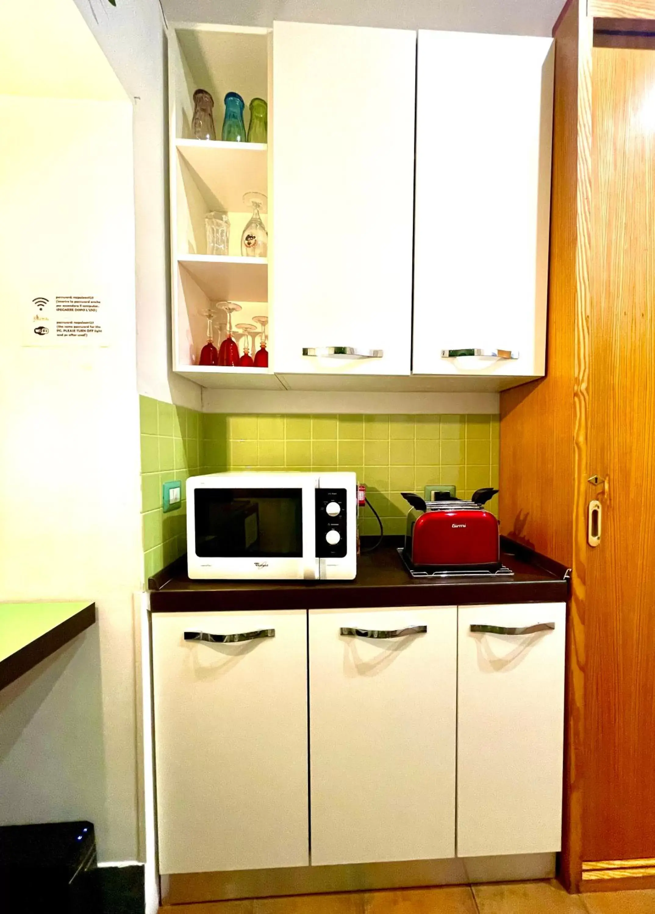 minibar, Kitchen/Kitchenette in Rhome86