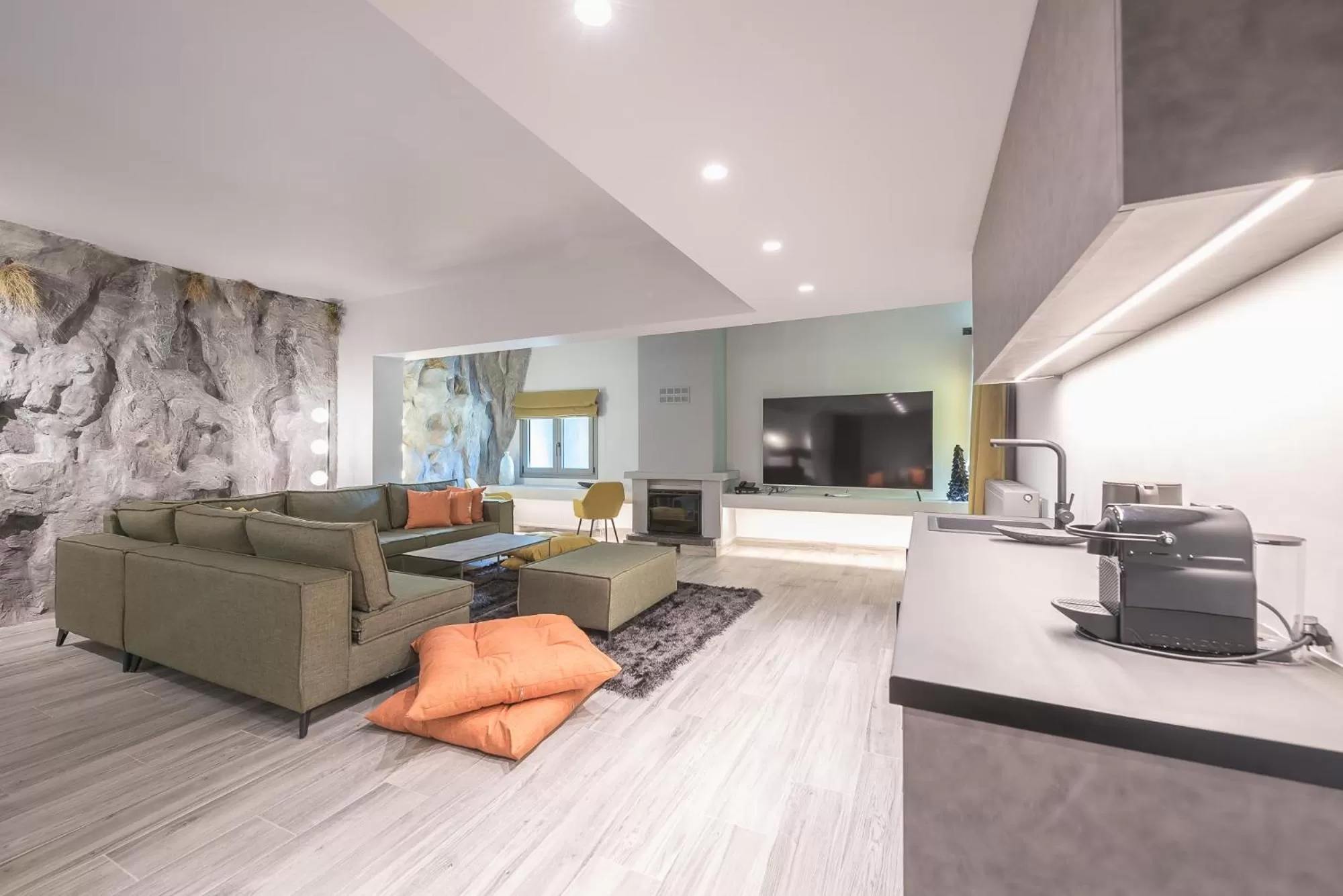 Seating Area in Snowglory Boutique Hotel