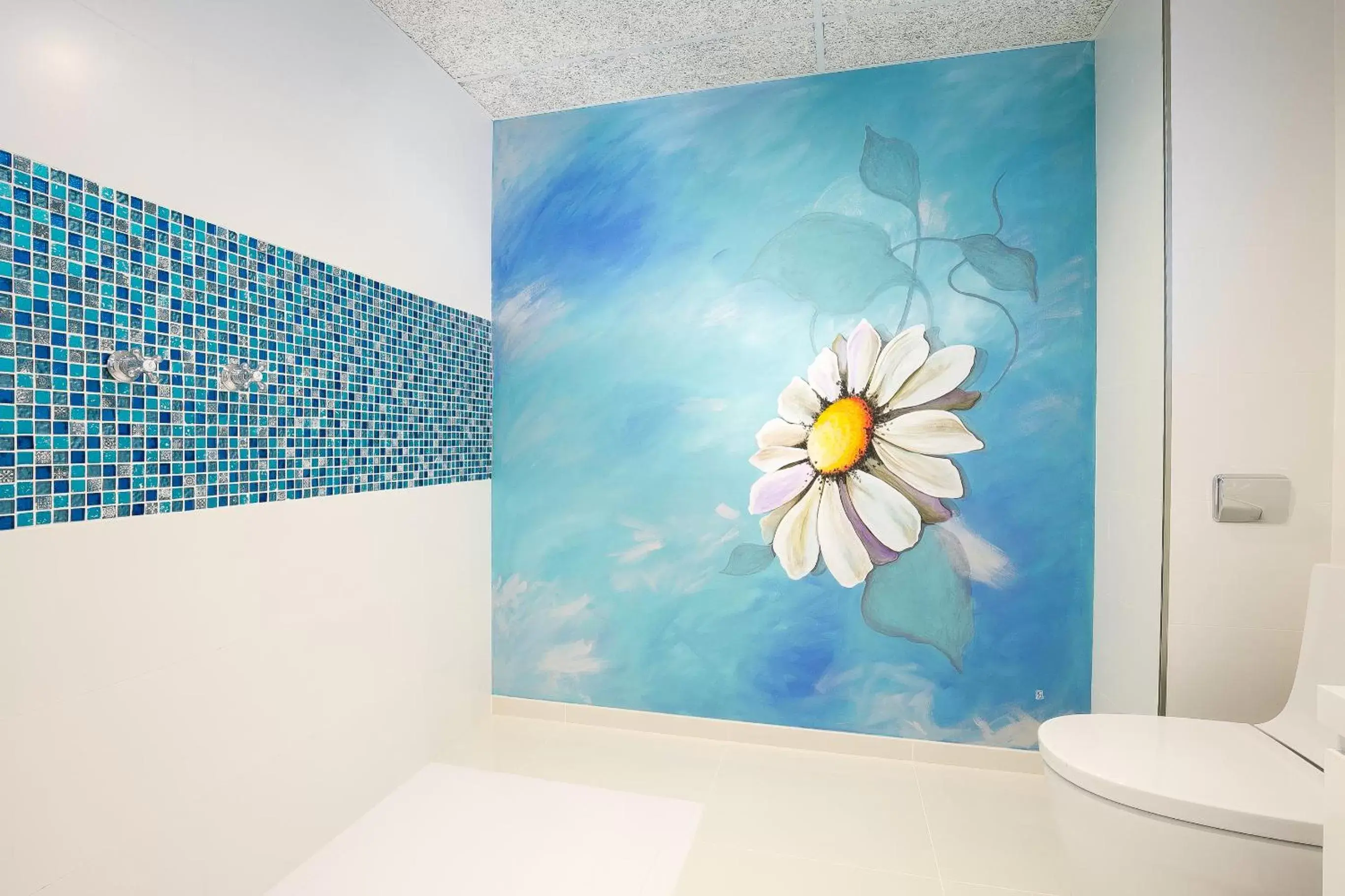 Decorative detail, Bathroom in Hotel Montmar