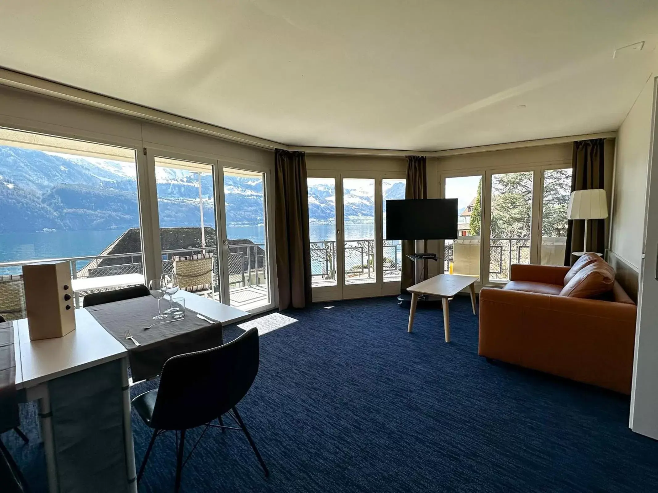 Living room in Seehotel Riviera at Lake Lucerne