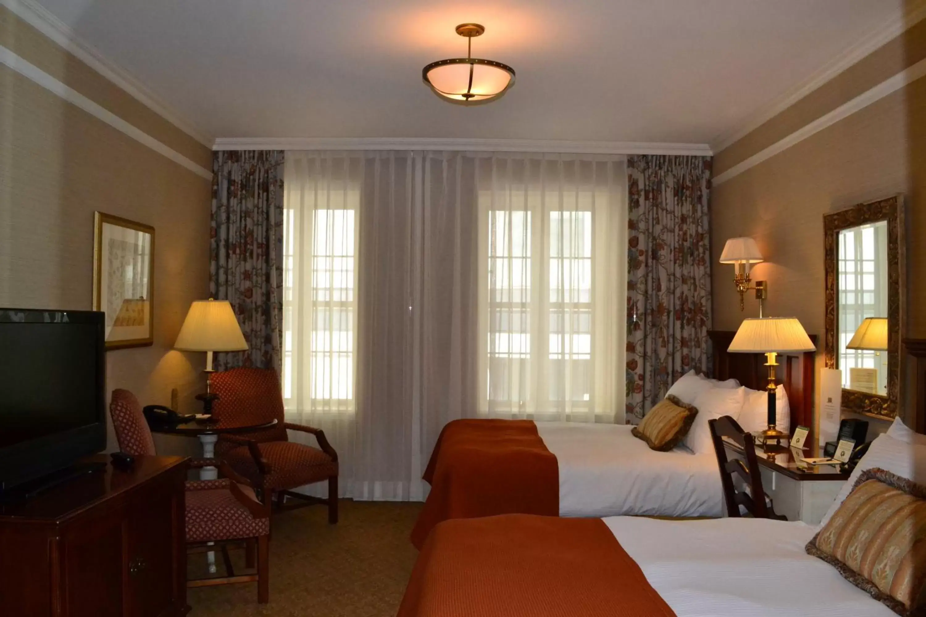 Superior Two Double Bedded Room in The Wall Street Inn