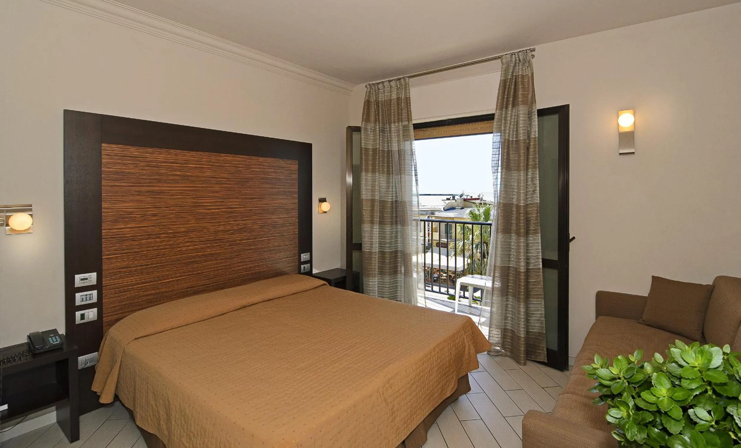 Decorative detail, Bed in Hotel Eden