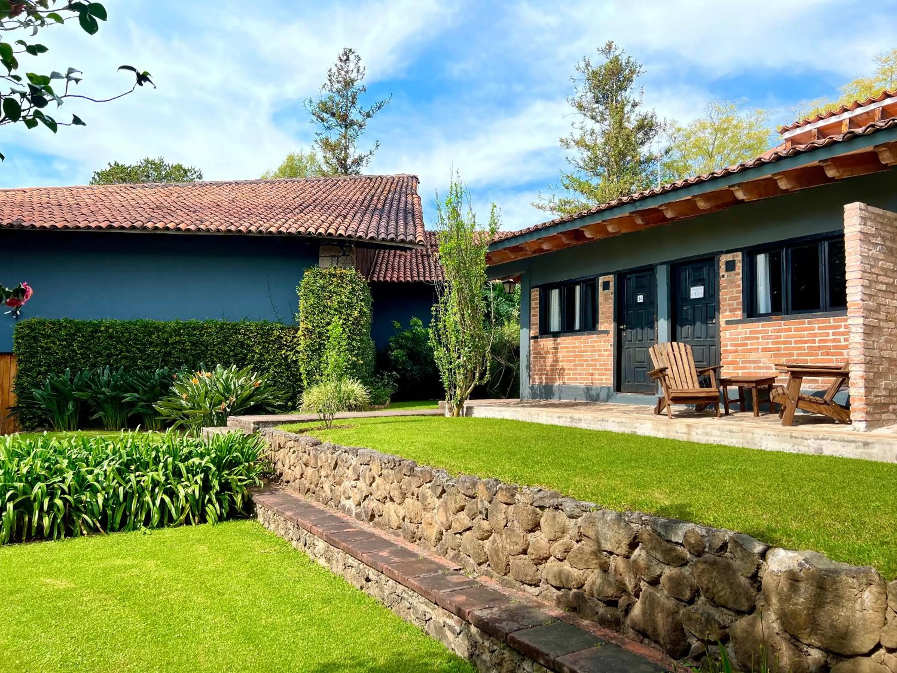 Property Building in San José Del Valle