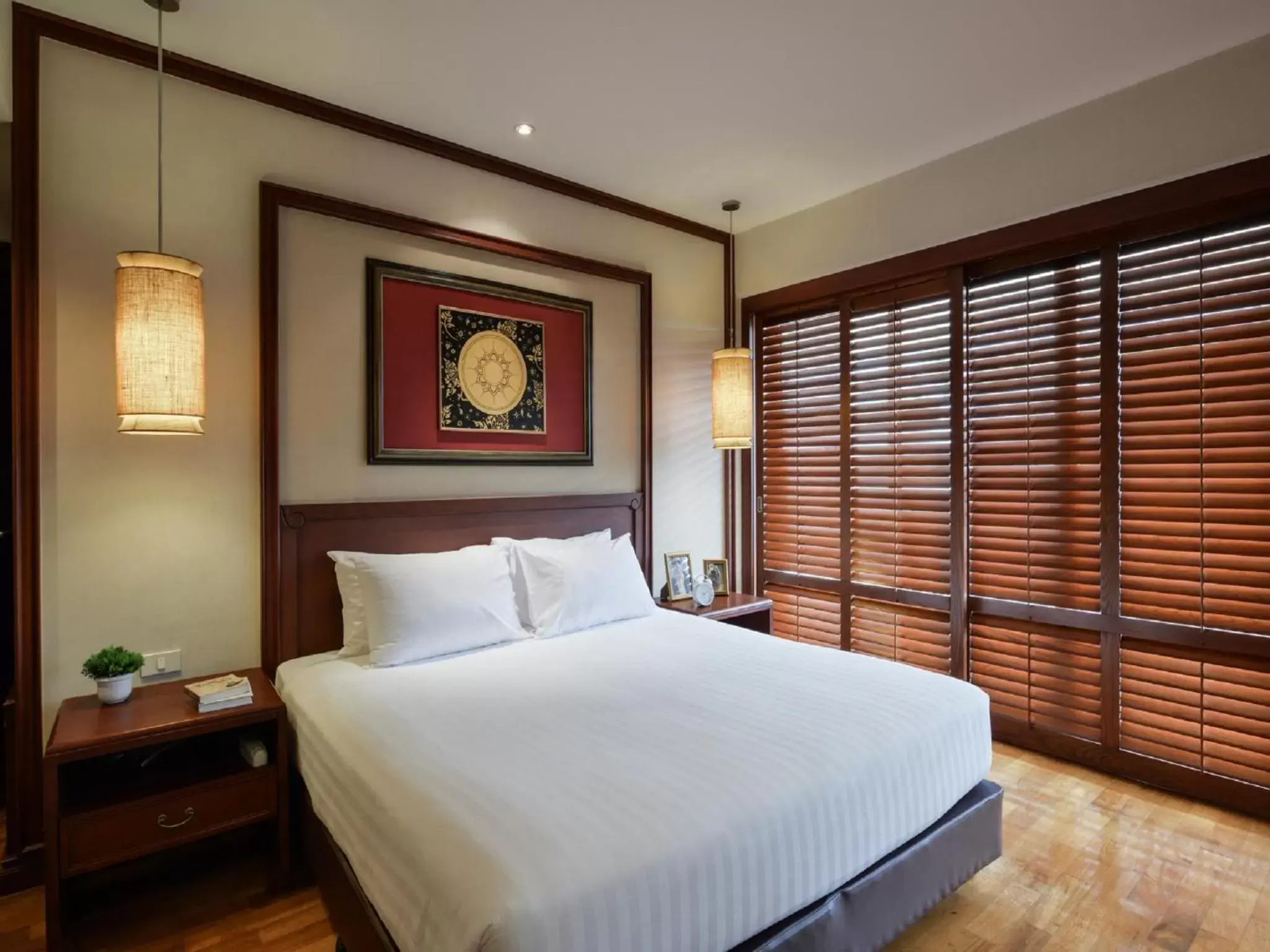Two-Bedroom Executive Suite 4 people in Centre Point Sukhumvit Thong-Lo
