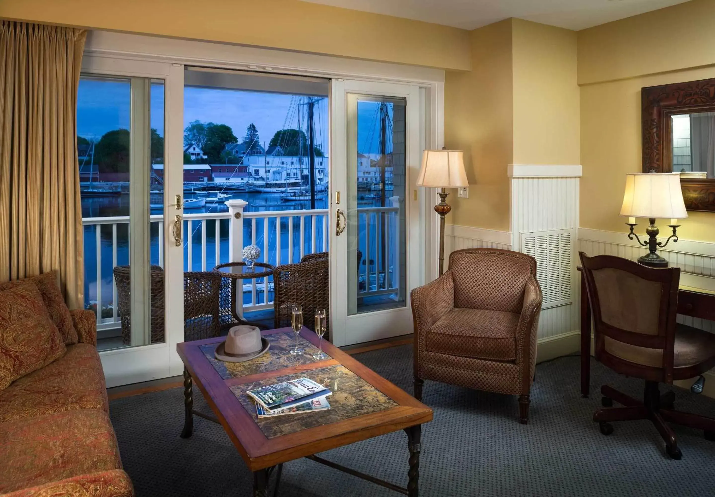 Night, Seating Area in Grand Harbor Inn