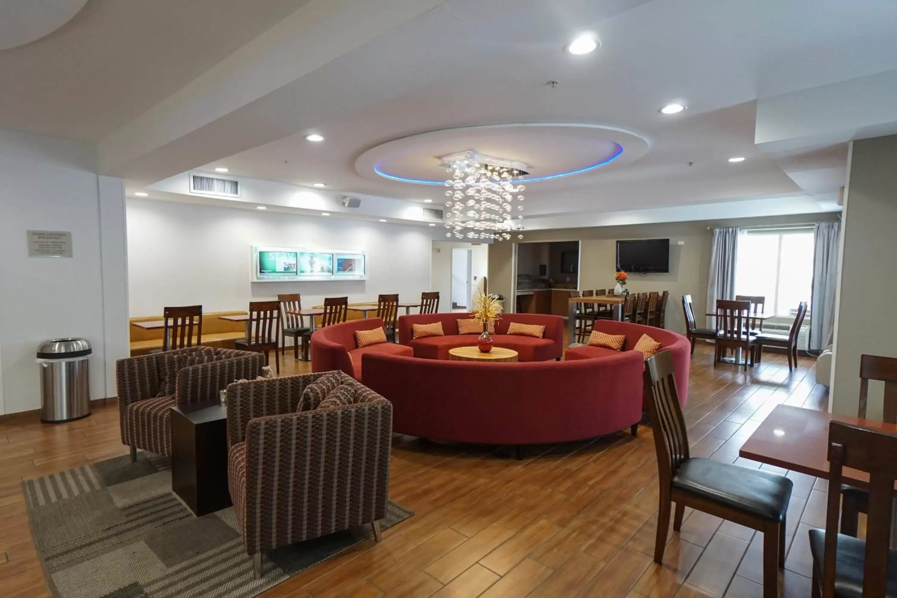 Lobby or reception in SpringHill Suites by Marriott Savannah Midtown