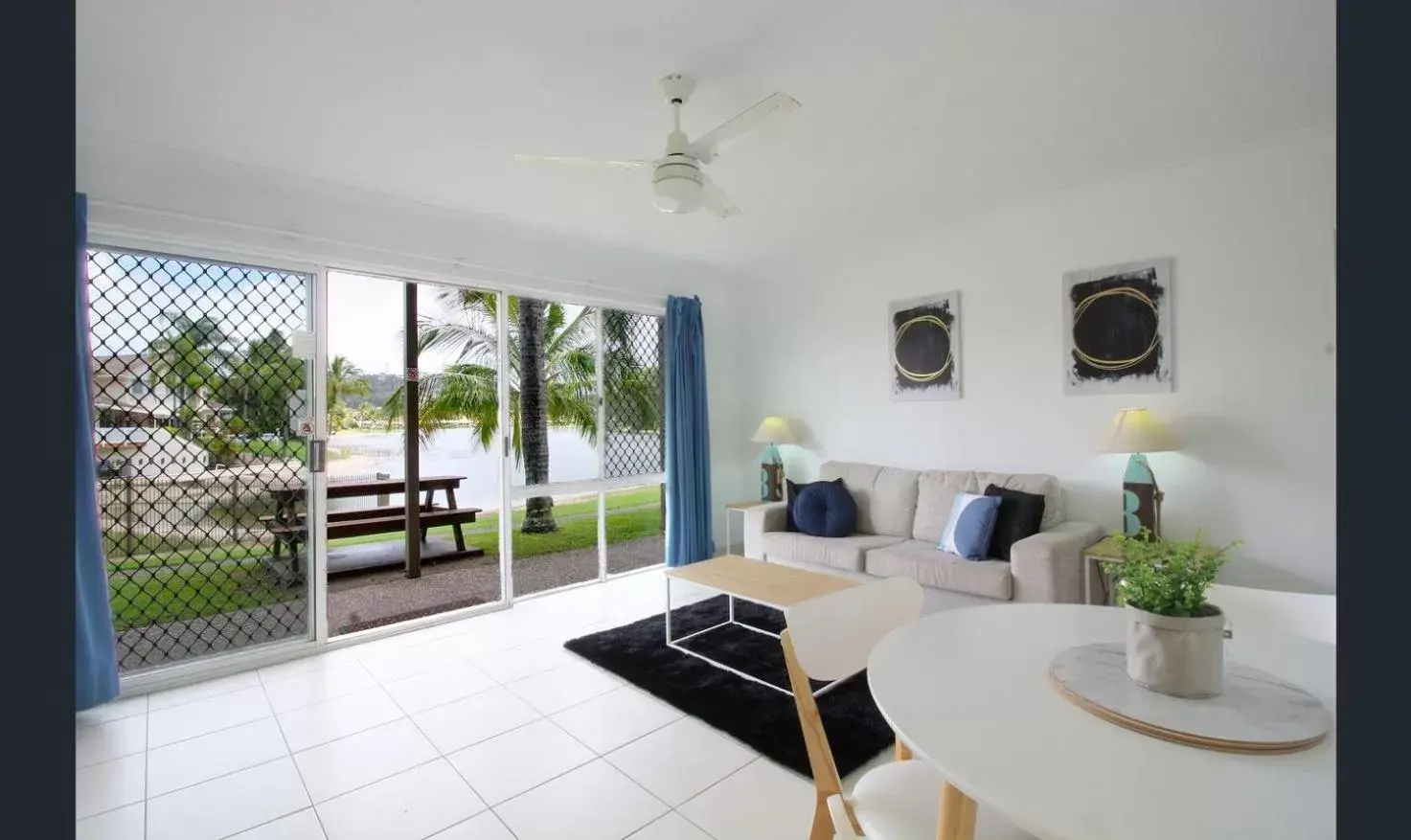 Living room, Seating Area in Bay of Palms