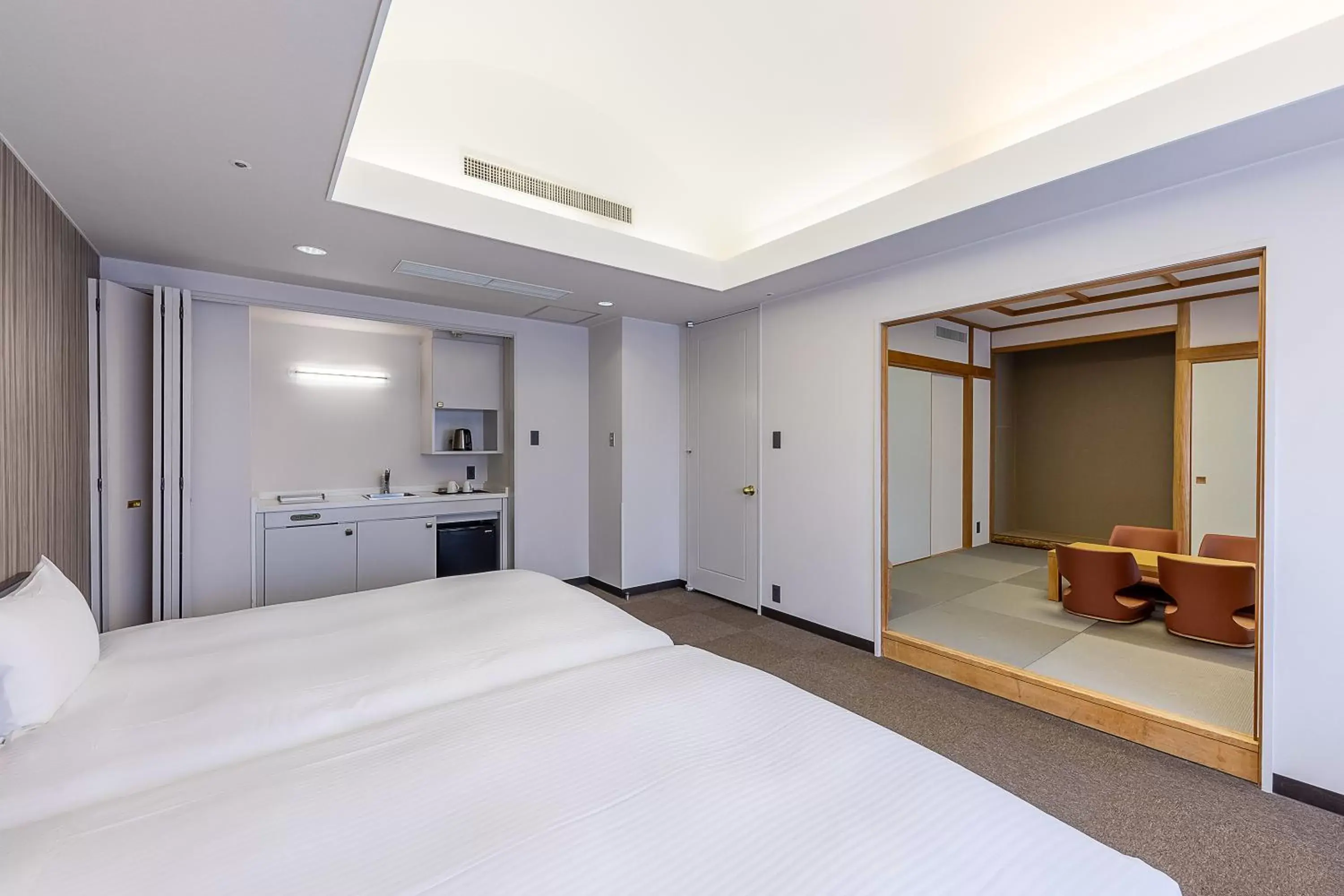 Suite Room with Tatami Area - single occupancy - A - Non-Smoking in Court Hotel Asahikawa Suite Room with Tatami Area - single occupancy - A - Non-Smoking in Court Hotel Asahikawa