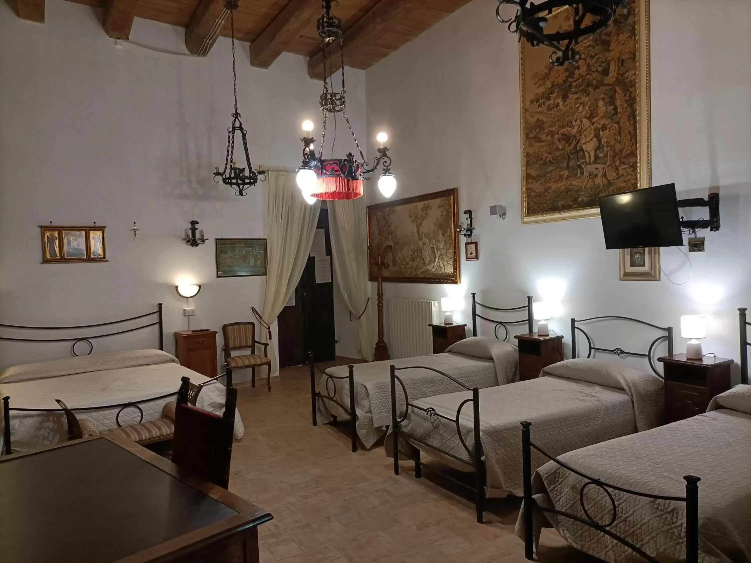 Photo of the whole room, Bed in il CAPITELLO