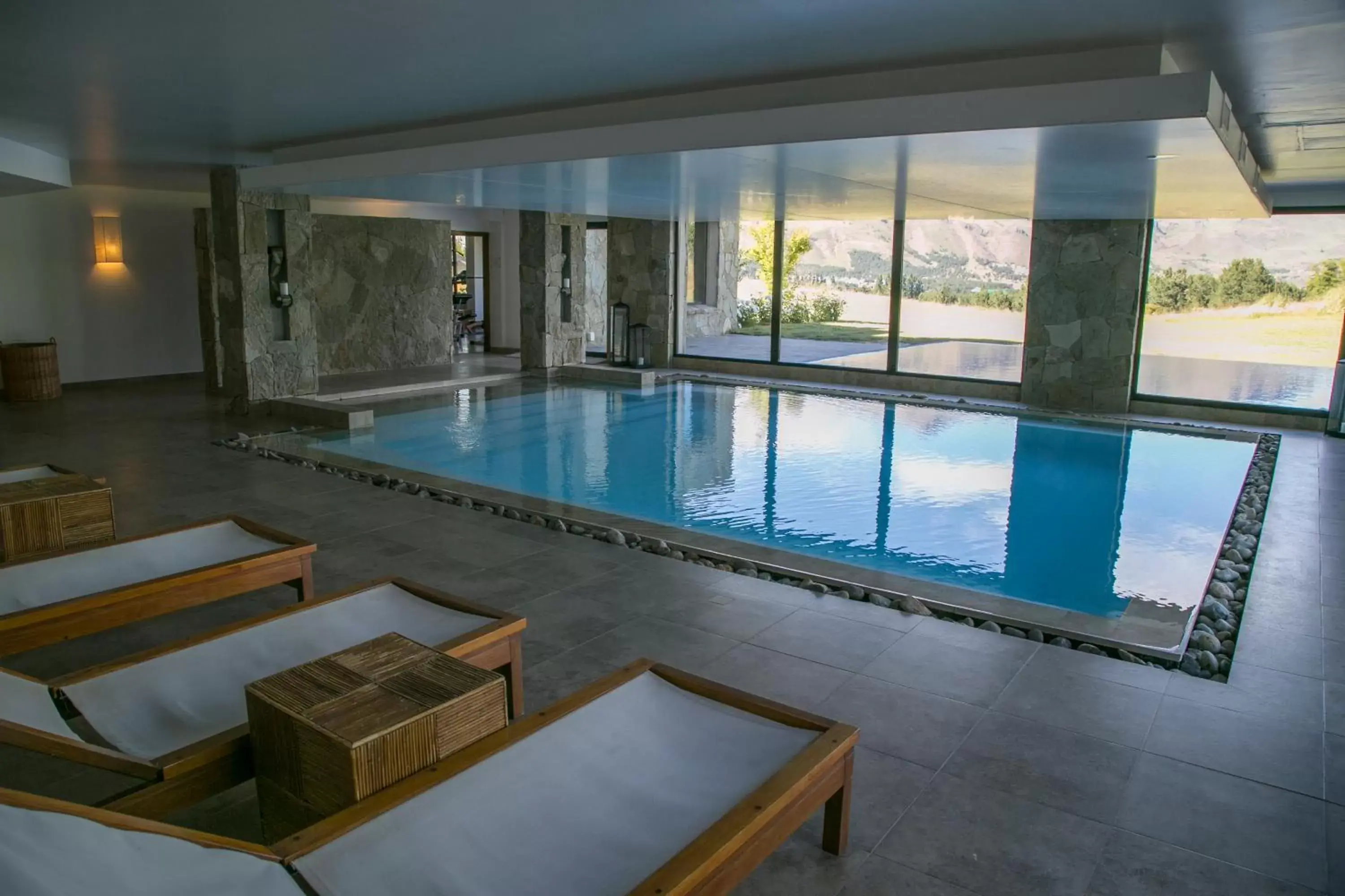 Pool view, Swimming Pool in Loi Suites Chapelco Hotel