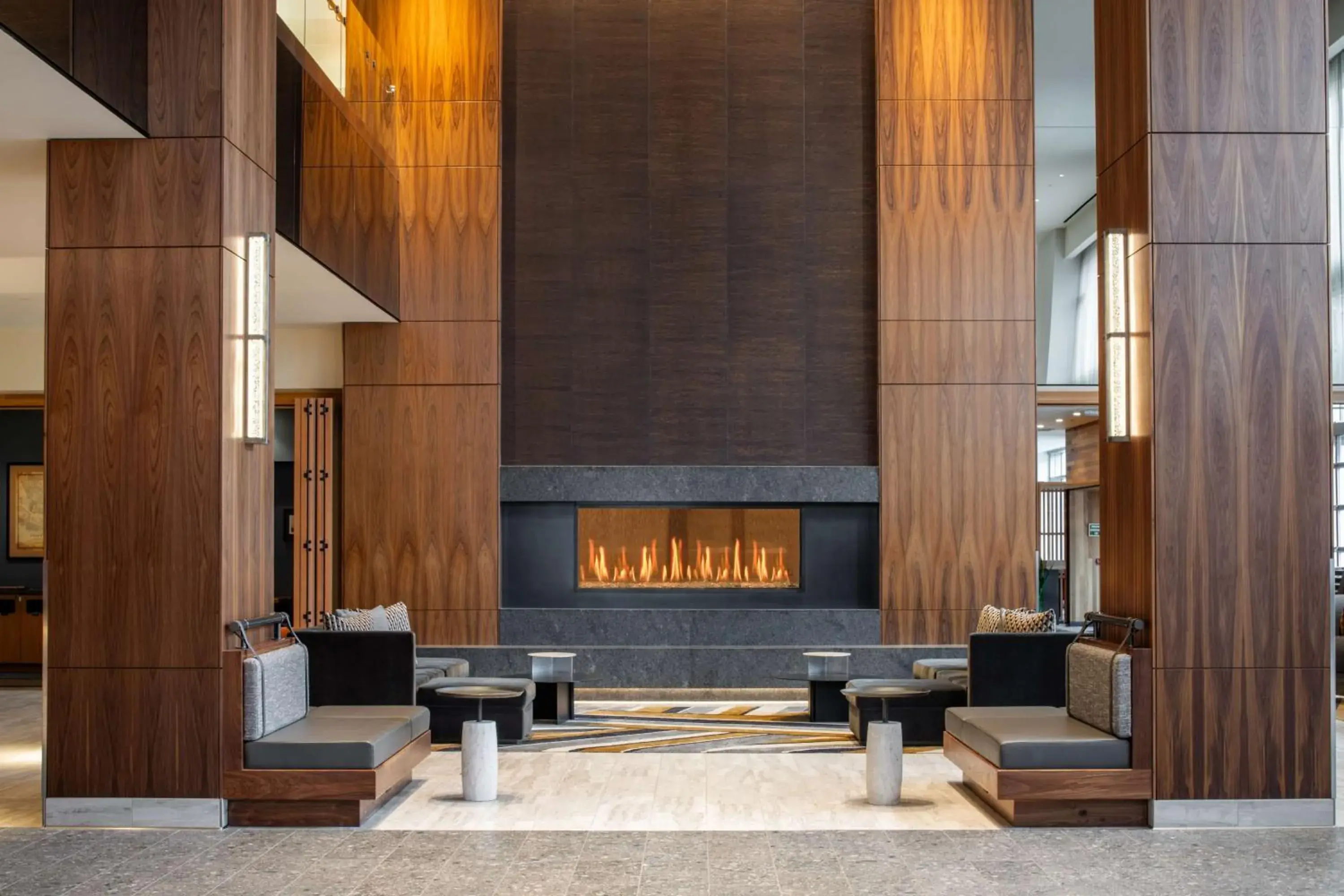 Lobby or reception in Hilton Vancouver Washington