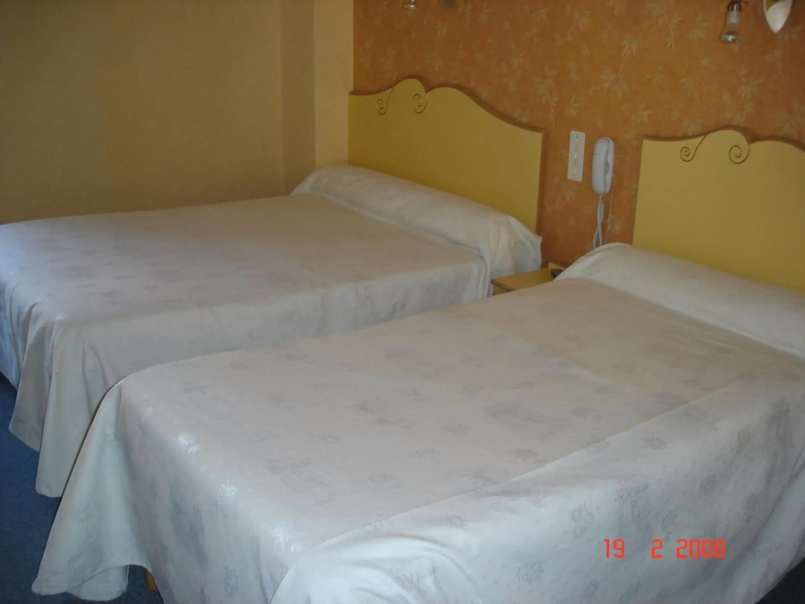 Bedroom, Bed in Hotel George