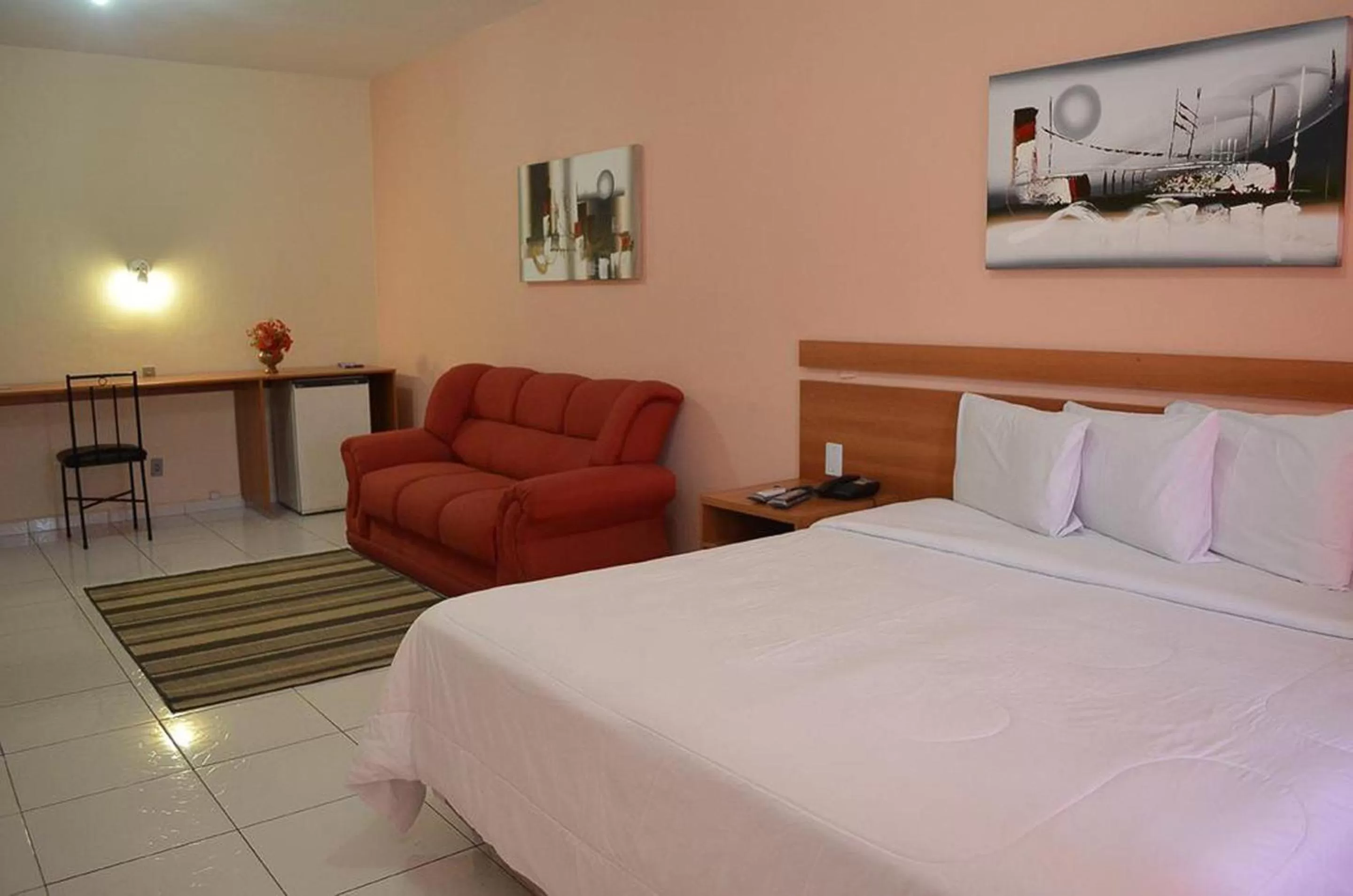 Photo of the whole room, Bed in Calabreza Hotel e Restaurante