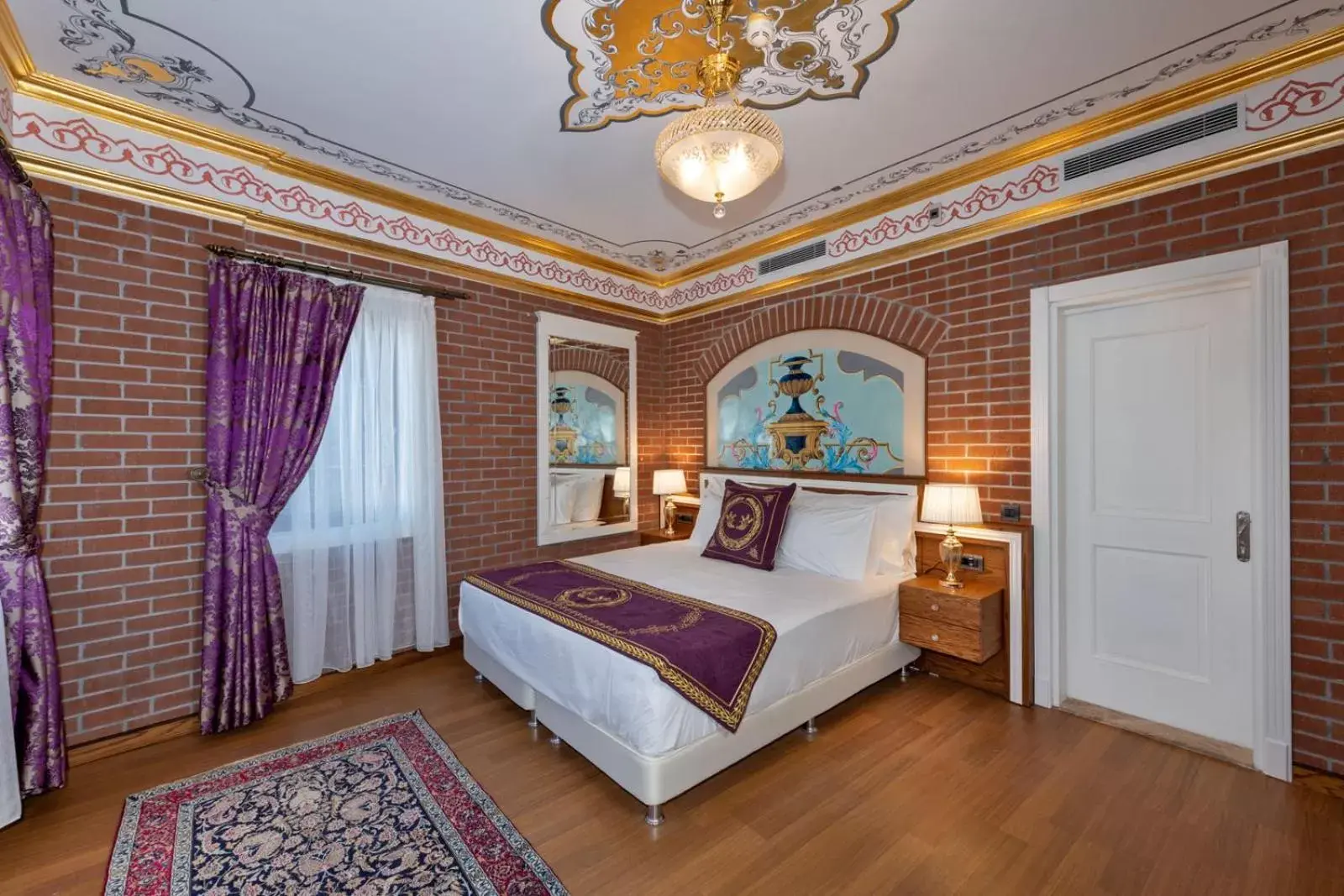 Photo of the whole room, Bed in Seven Hills Palace & Spa