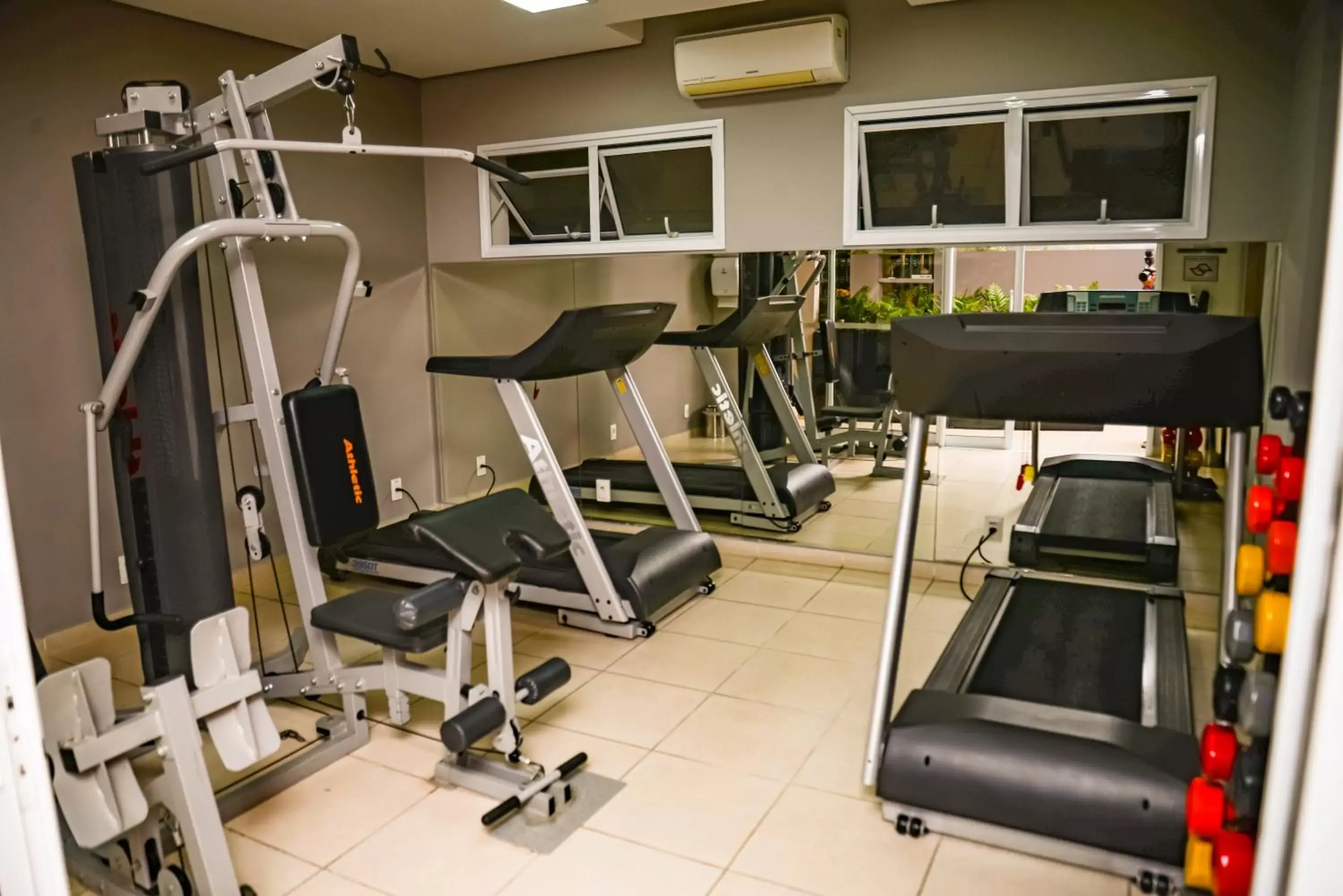 Fitness centre/facilities, Fitness Center/Facilities in Comfort Hotel Bauru