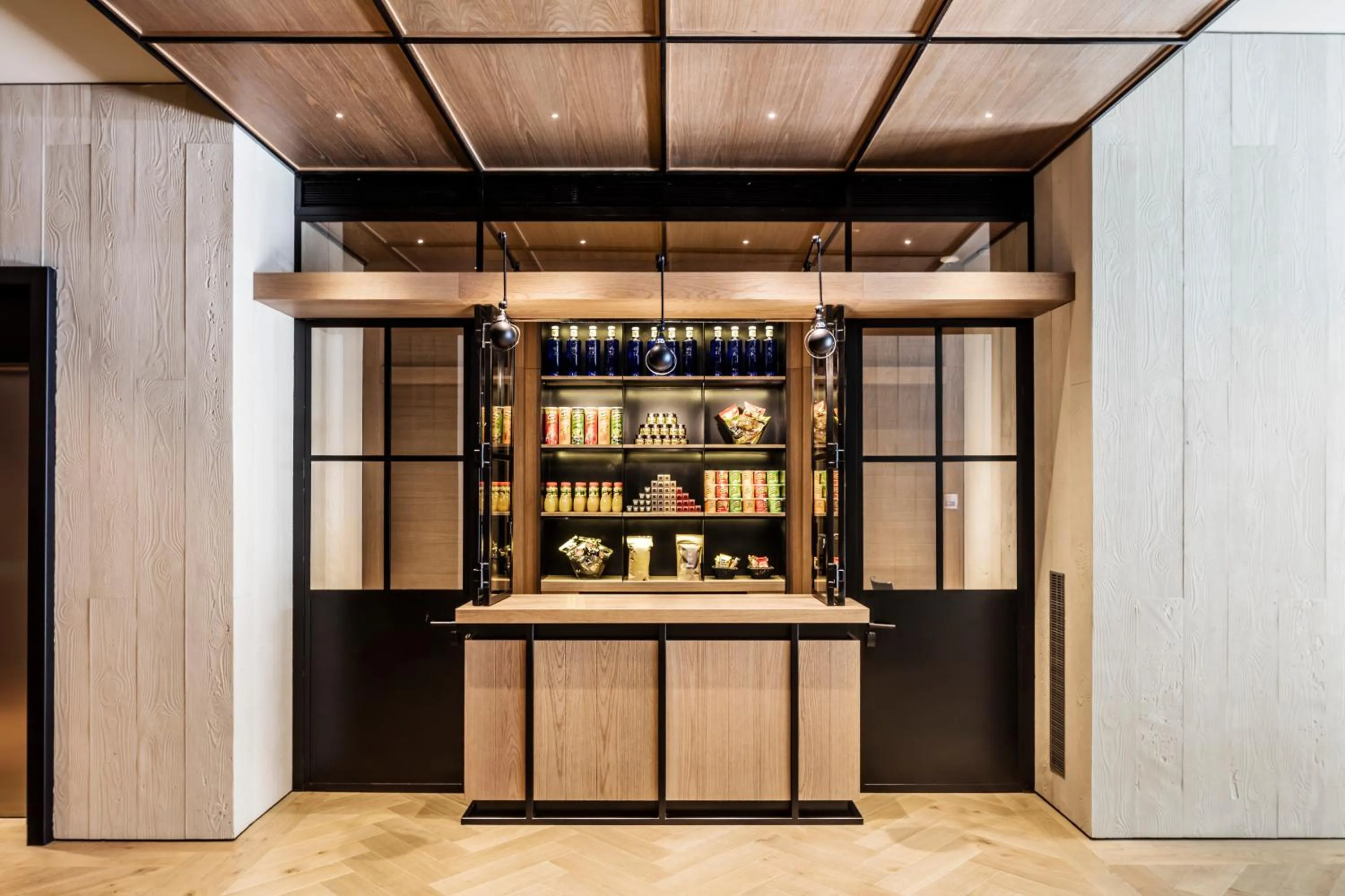 Lobby or reception in Midtown Apartments