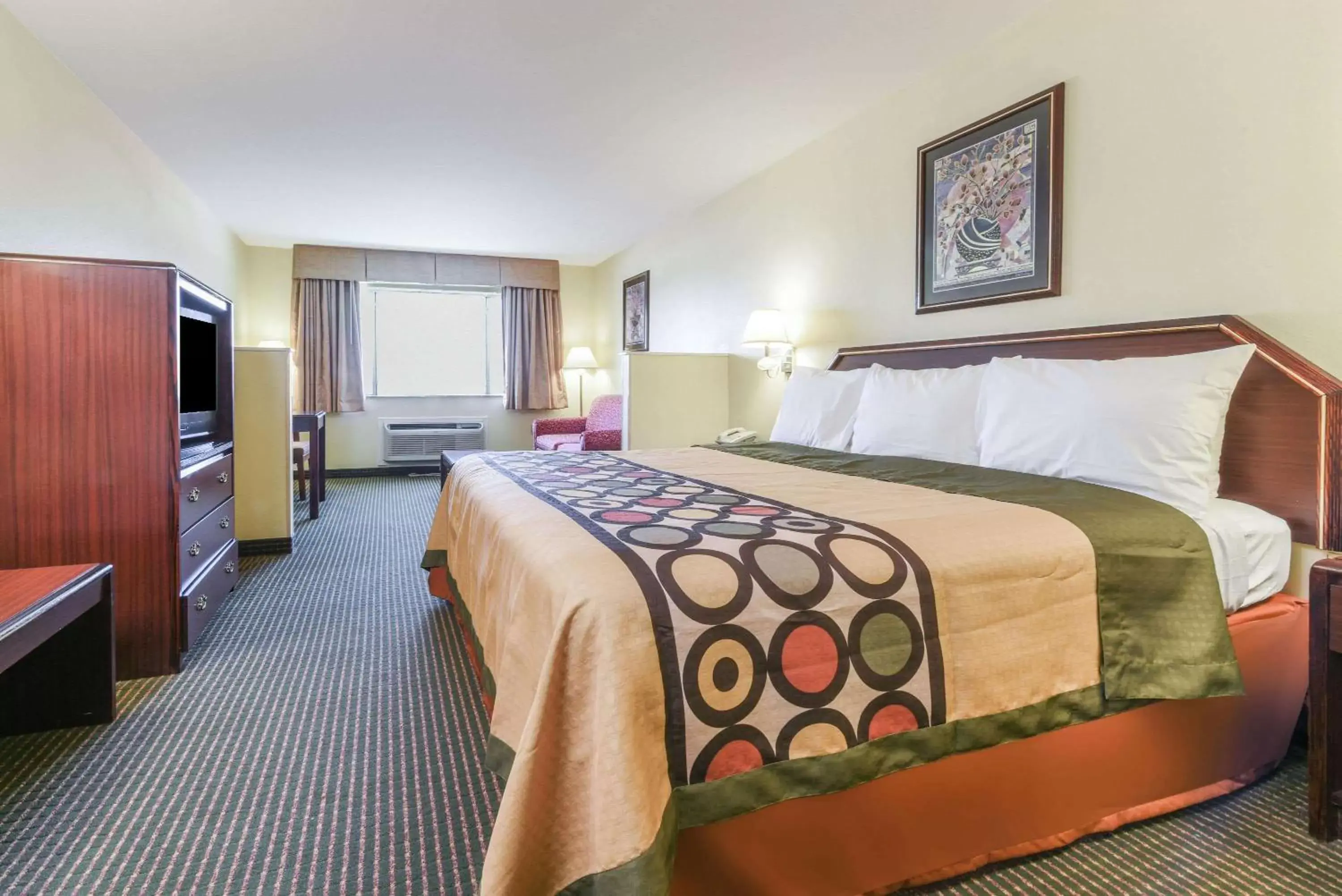 Photo of the whole room, Bed in Super 8 by Wyndham Burleson Fort Worth Area