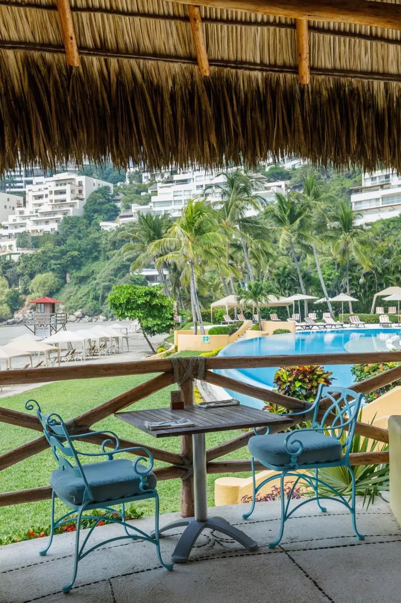 Restaurant/places to eat, Pool View in Quinta Real Acapulco
