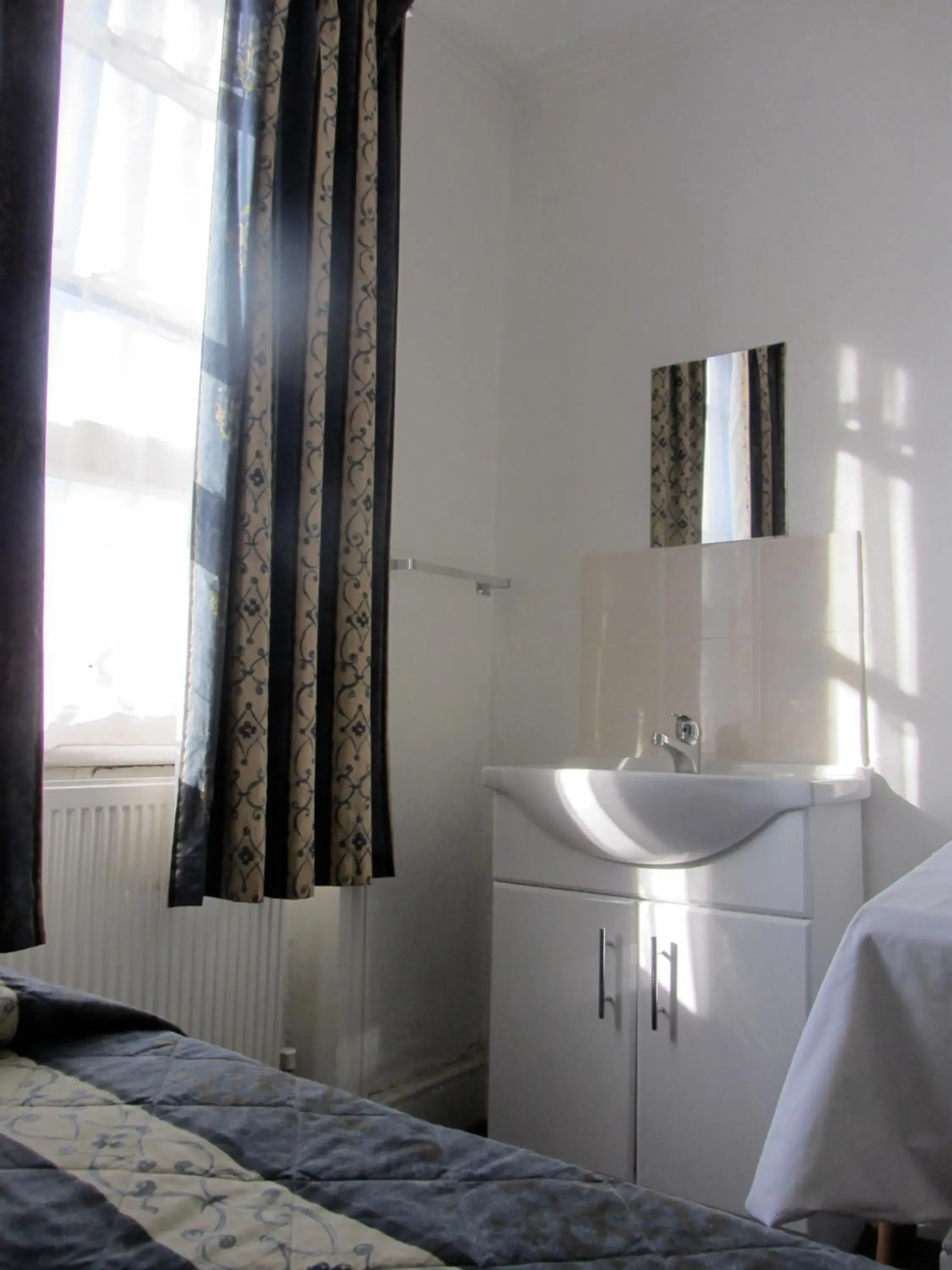 Photo of the whole room, Bed in Goodwood Hotel Photo of the whole room, Bed in Goodwood Hotel