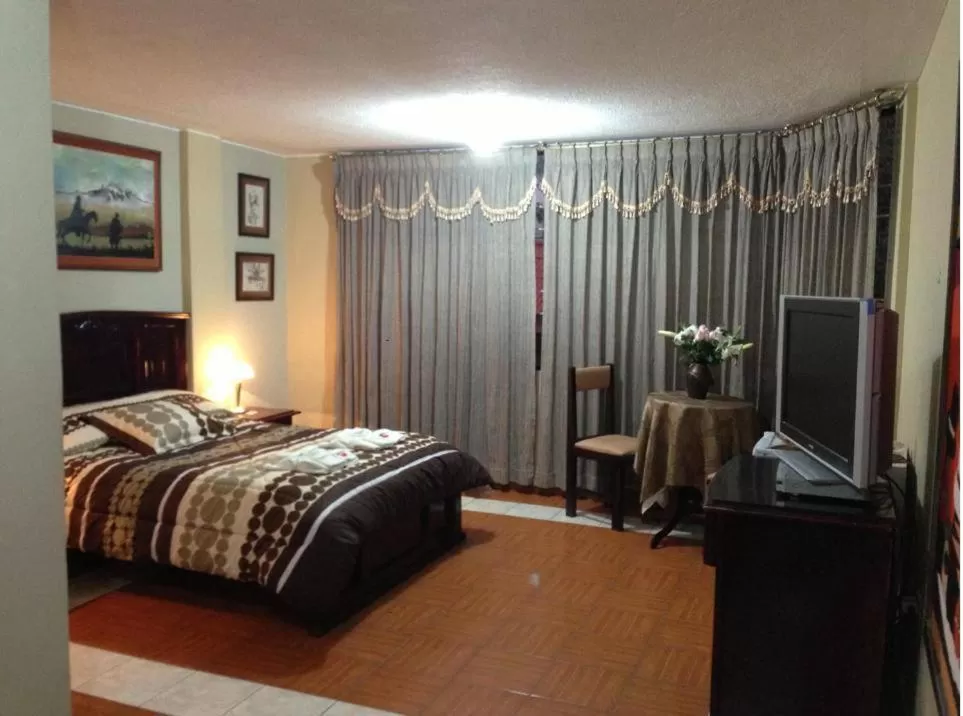 Bed in Hostal Jora Continental