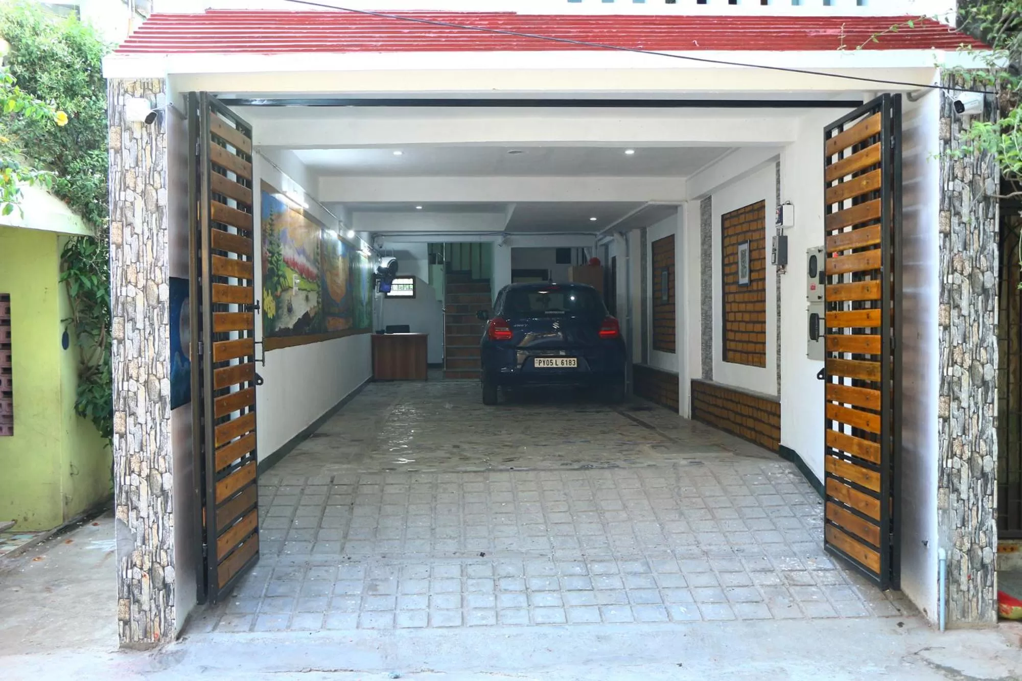 Facade/entrance in Bluetique Beach House