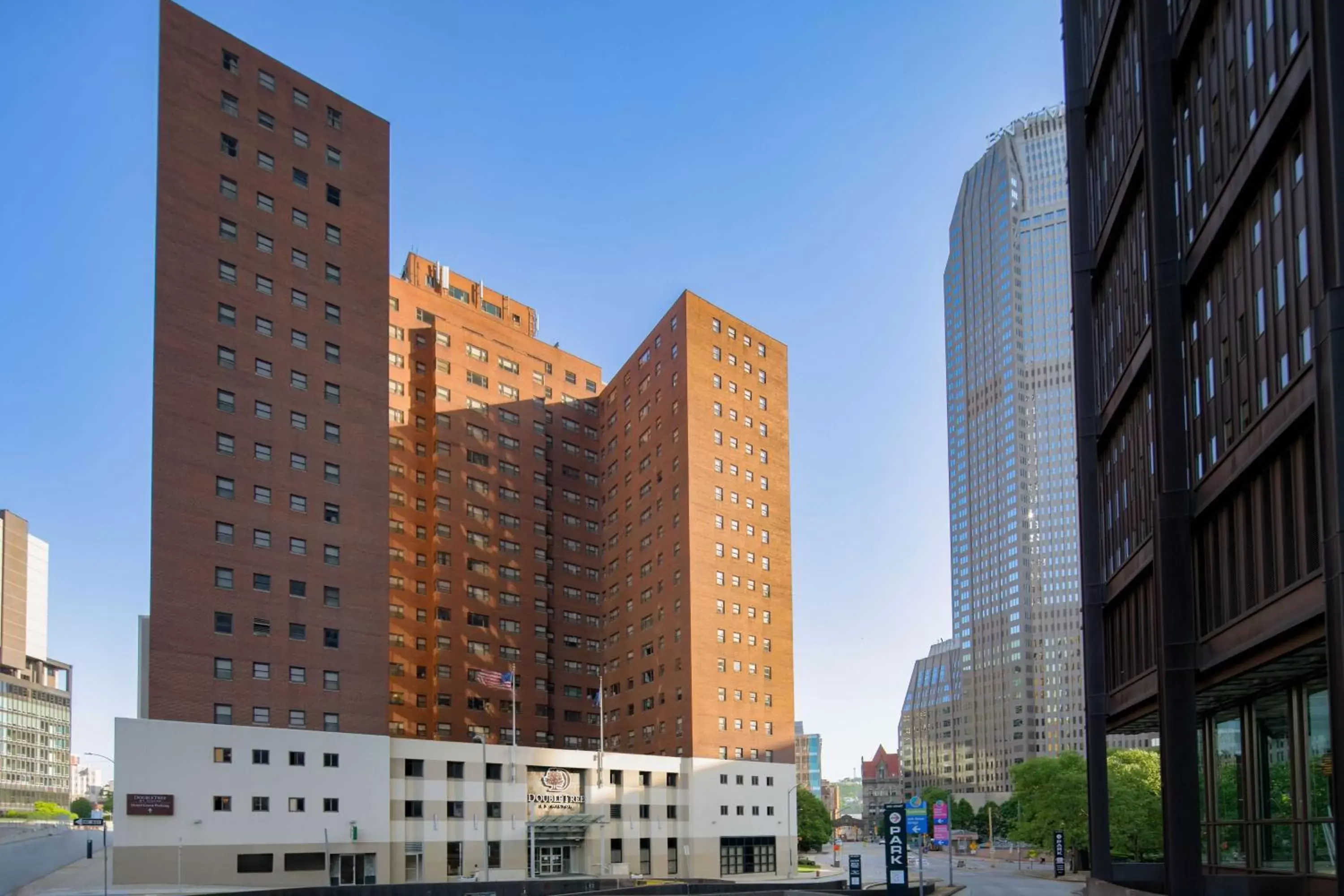 Property building in DoubleTree by Hilton Hotel & Suites Pittsburgh Downtown