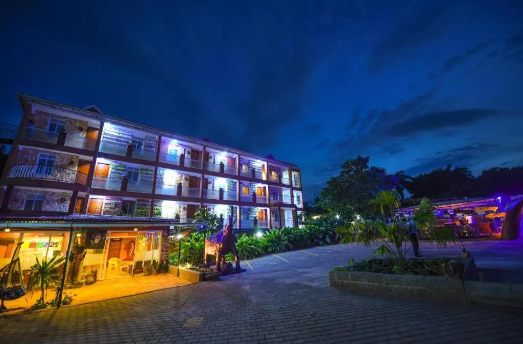 Property Building in African Tribe Suites