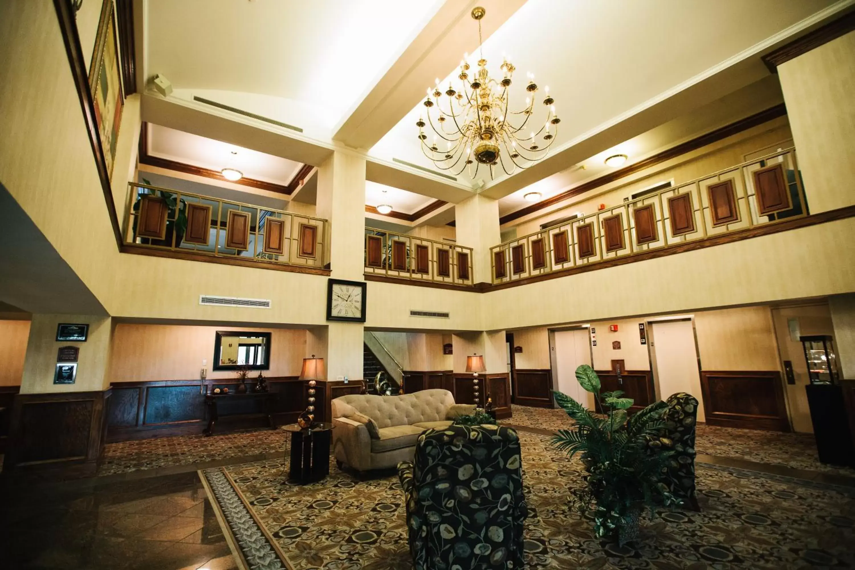 Lobby or reception, Lobby/Reception in Grand Plaza Hotel Branson