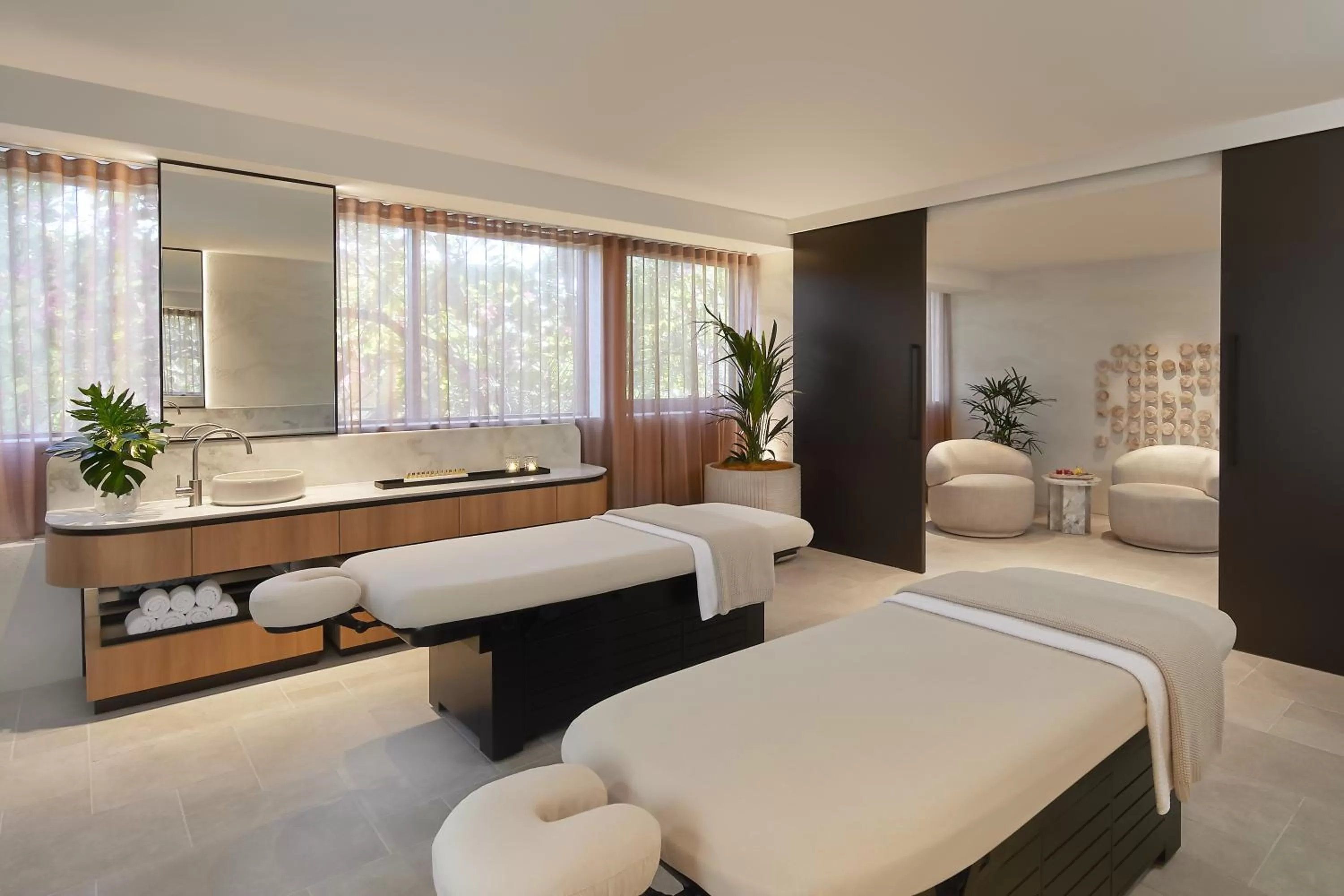 Spa and wellness centre/facilities, Bed in JW Marriott Gold Coast Resort & Spa