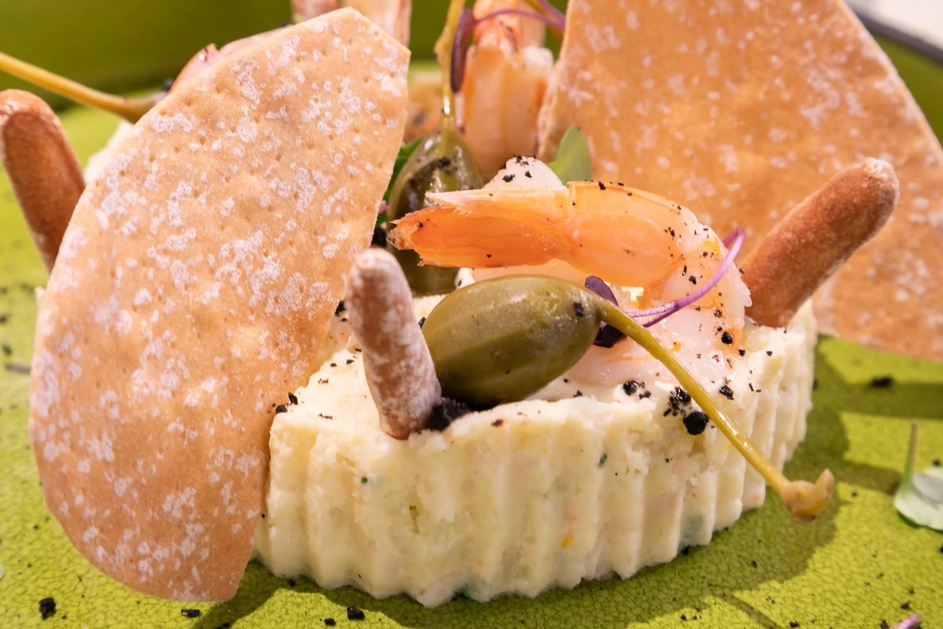 Restaurant/places to eat in Melia Alicante