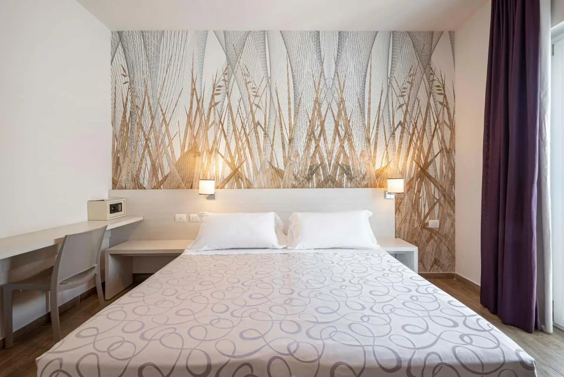 Bedroom, Bed in Hotel La Pineta
