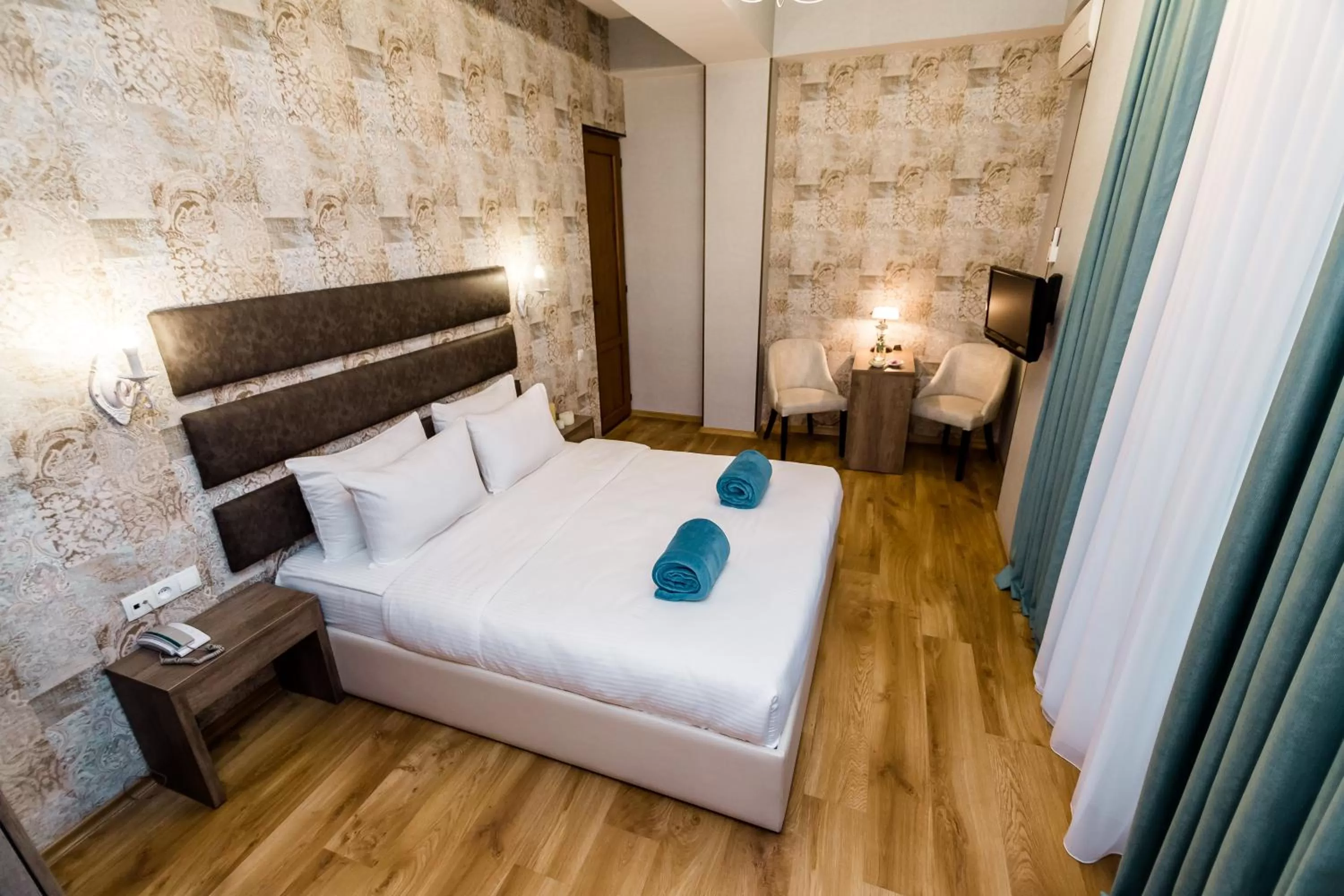 Photo of the whole room, Bed in Hotel Diamond