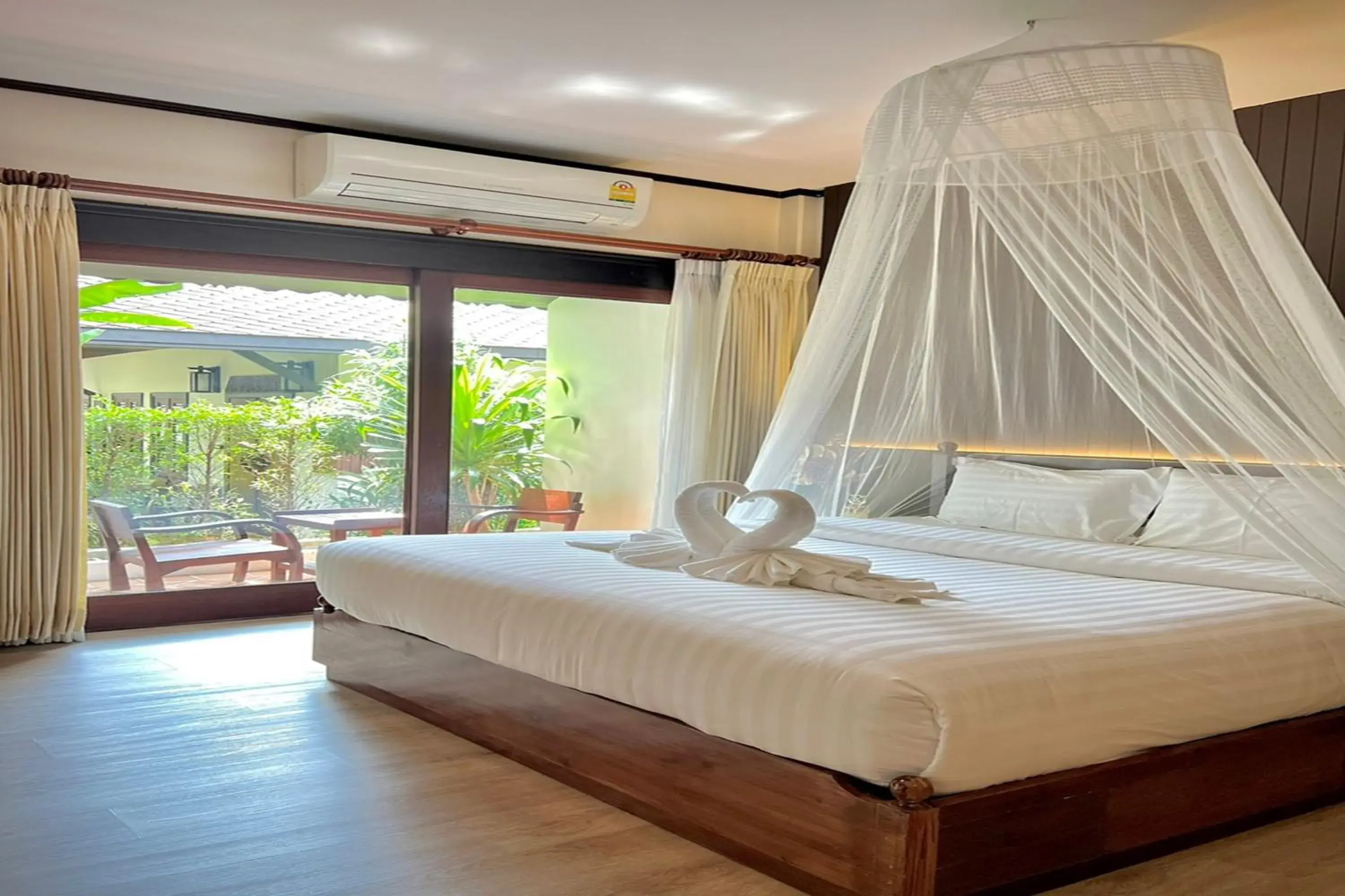 Bedroom, Bed in Na Mantra Resort