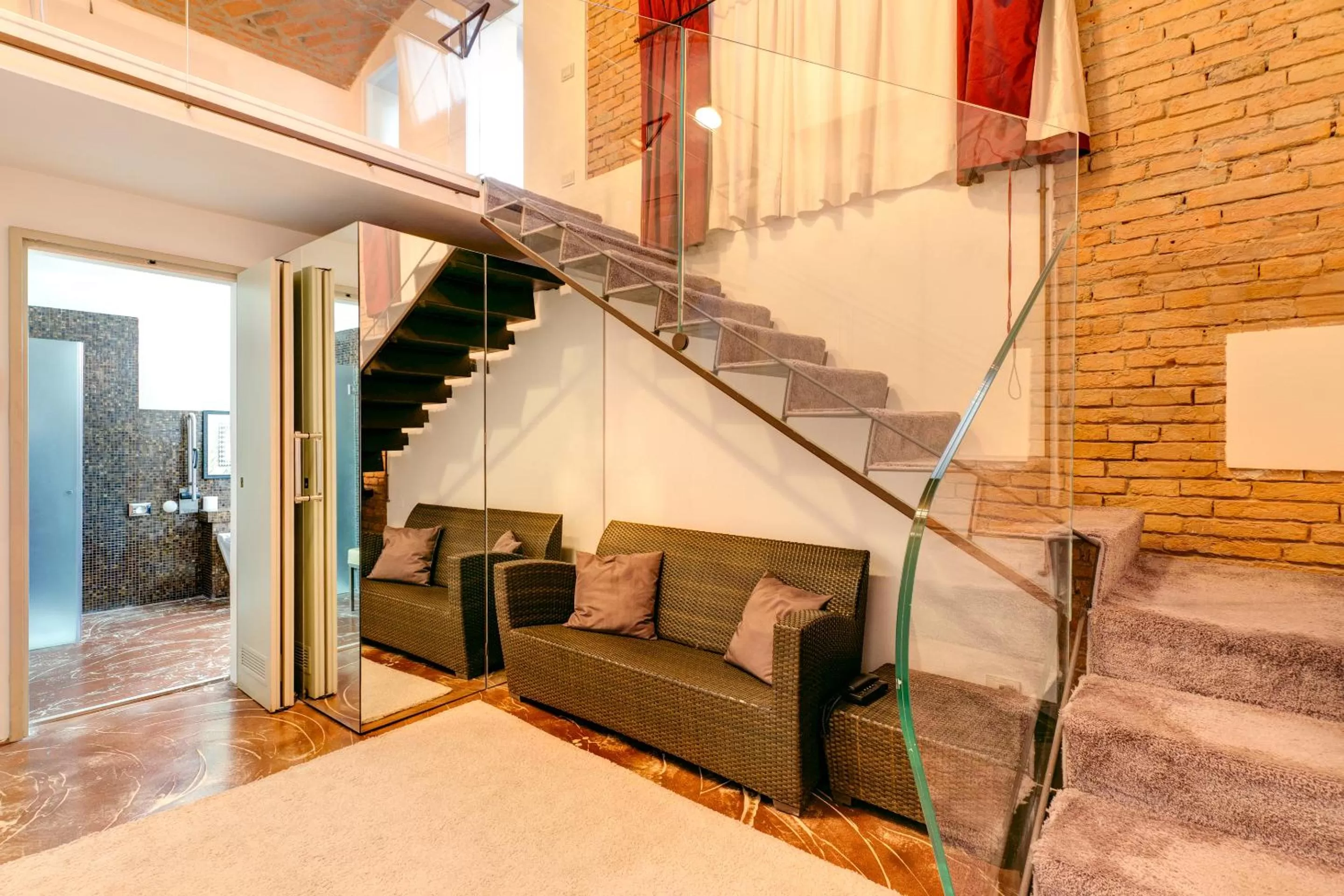 Shower in Il Convento Dei Fiori Di Seta