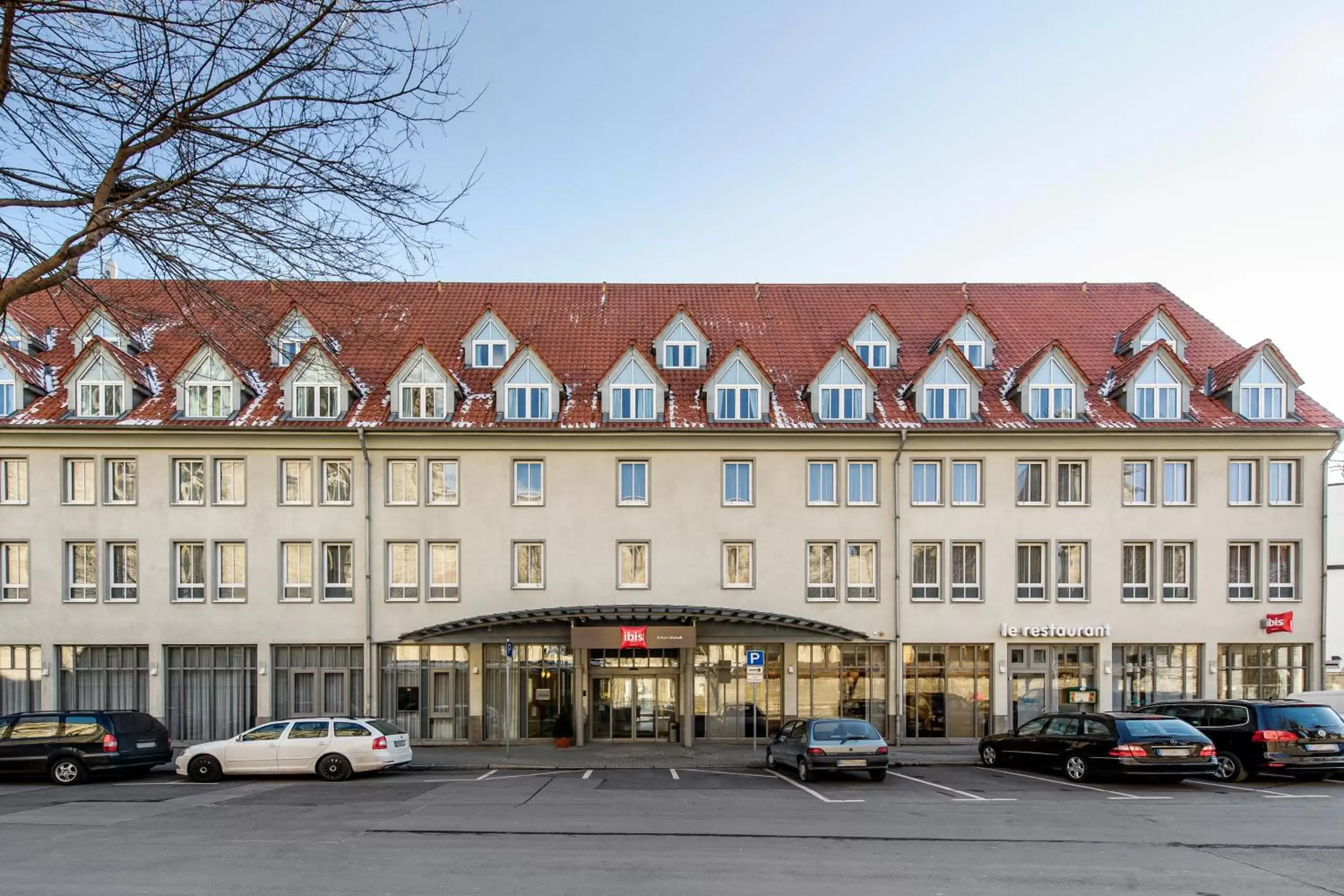 Facade/entrance, Property Building in ibis Hotel Erfurt Altstadt