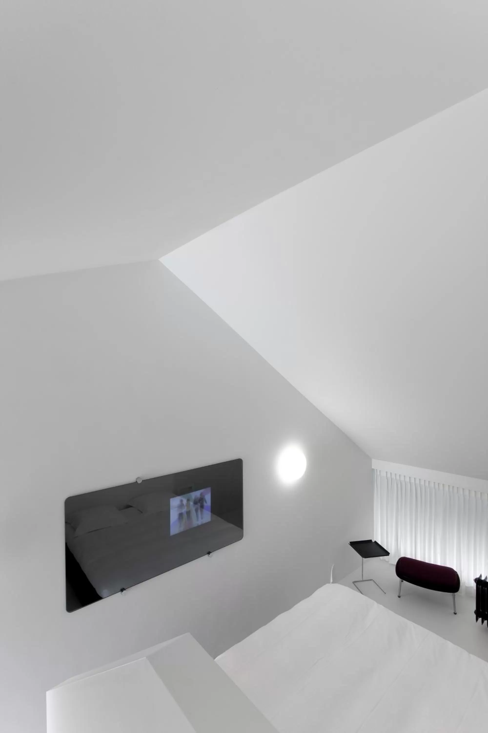 Photo of the whole room, Bed in Zenden Hotel Maastricht