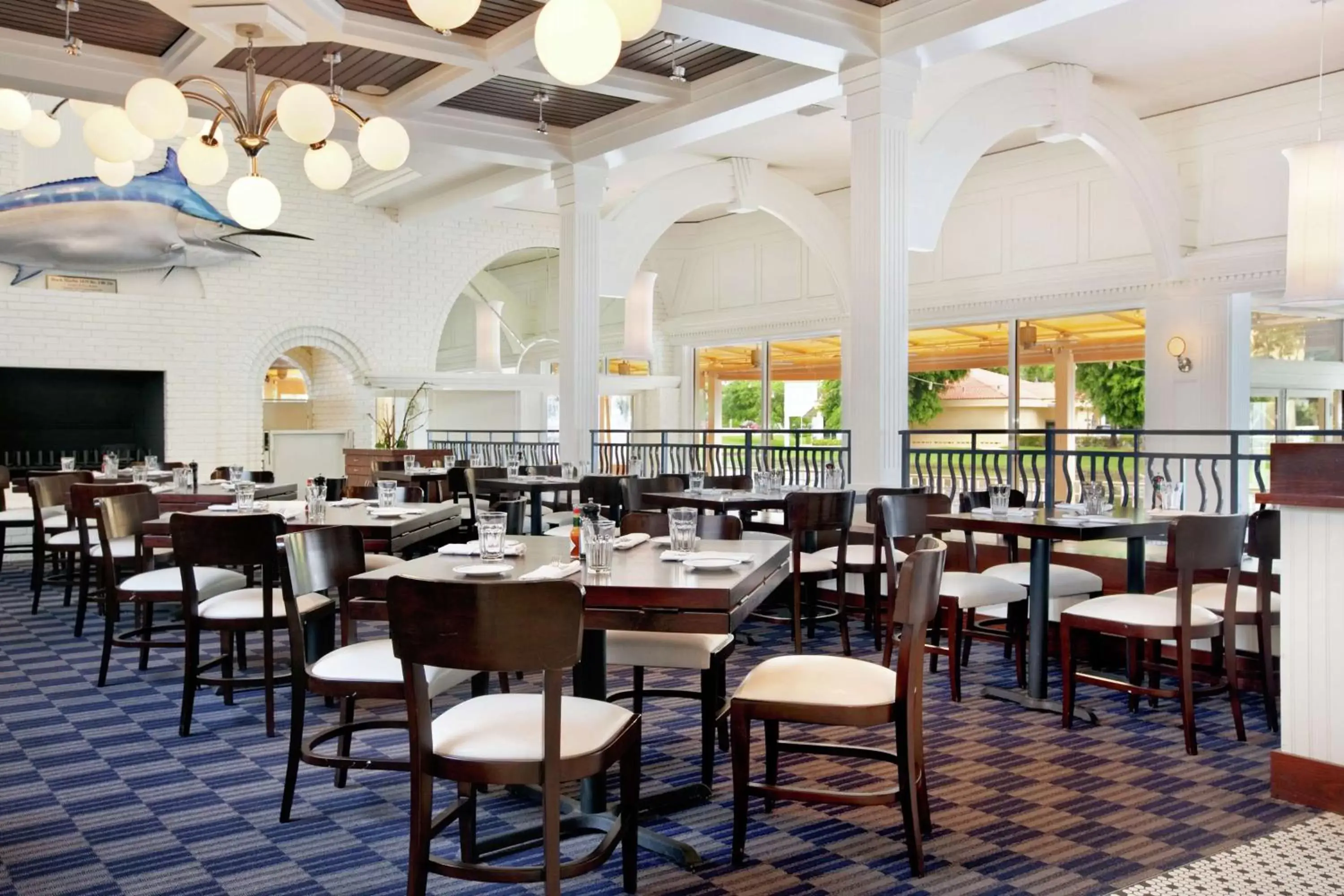 Dining area, Restaurant/Places to Eat in Hilton Boca Raton Suites