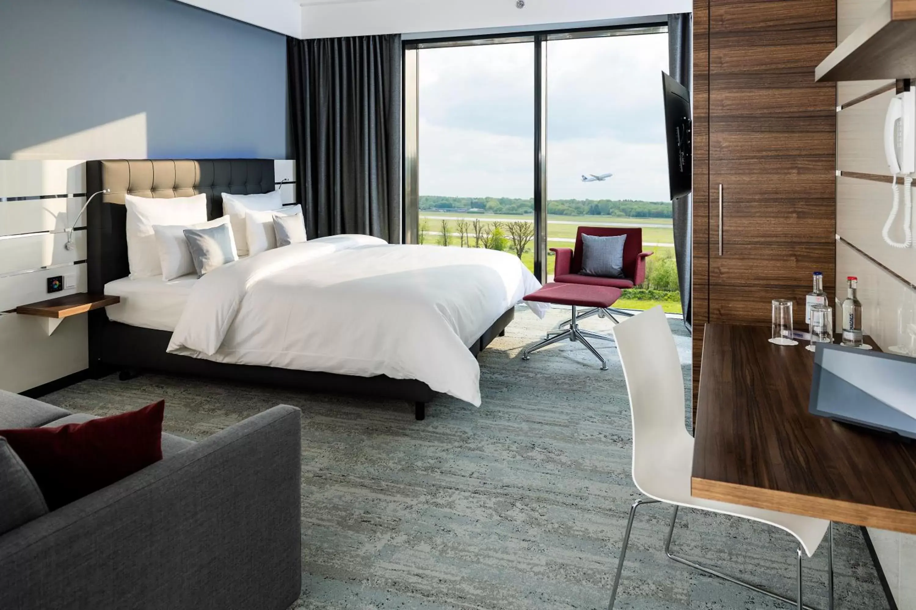 Bed in Airport Plaza Hotel Hamburg, vorher bekannt als Nordport Plaza Hotel