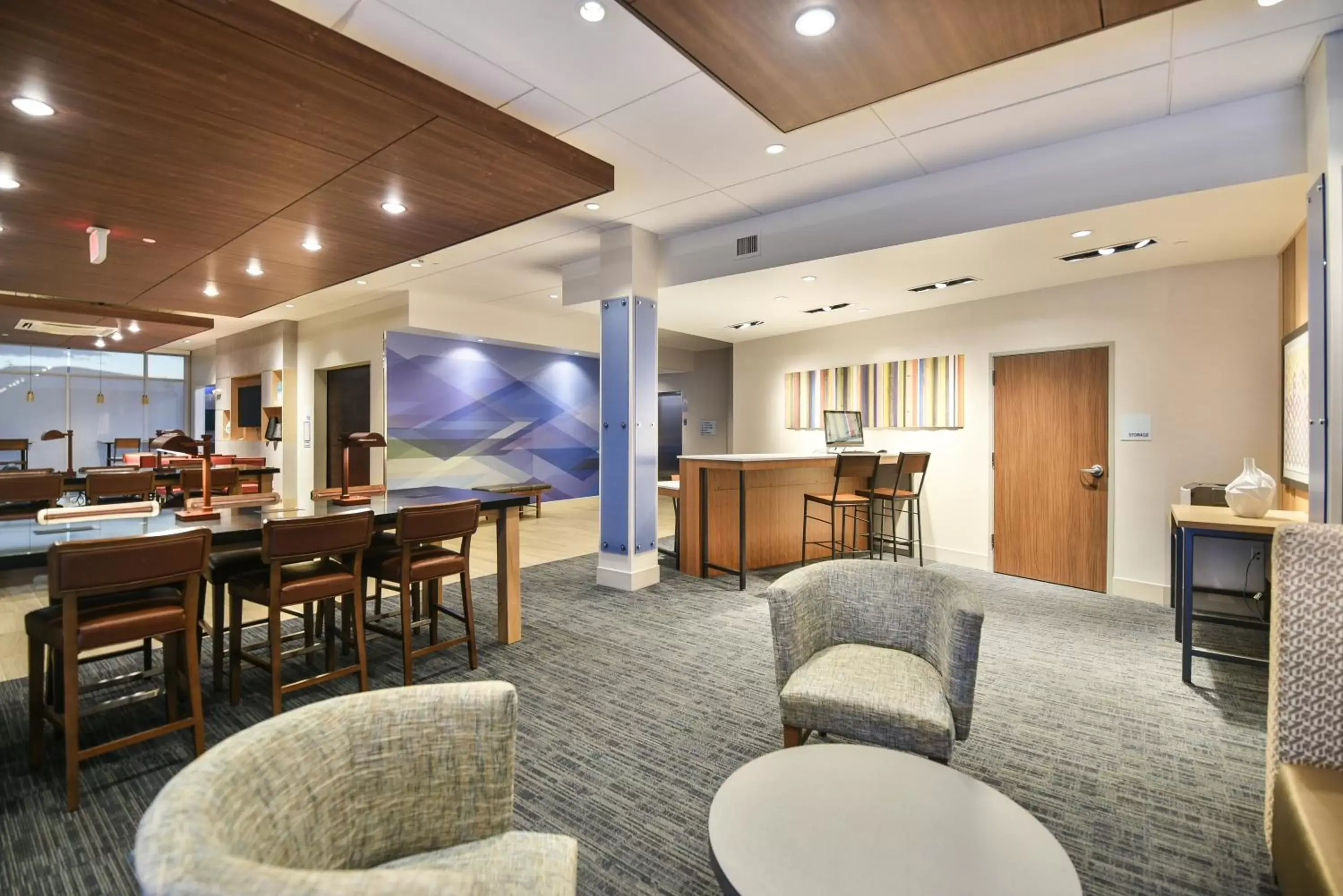 Property building in Holiday Inn Express & Suites Lehi - Thanksgiving Point, an IHG Hotel